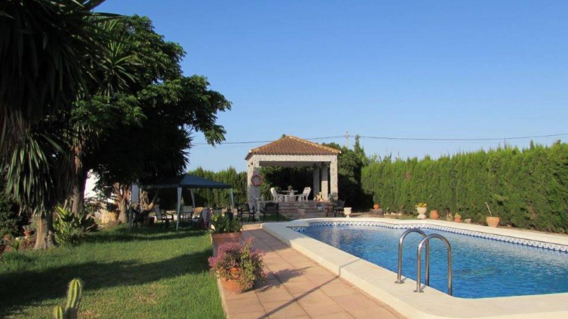 Resale - Country Property - Dolores