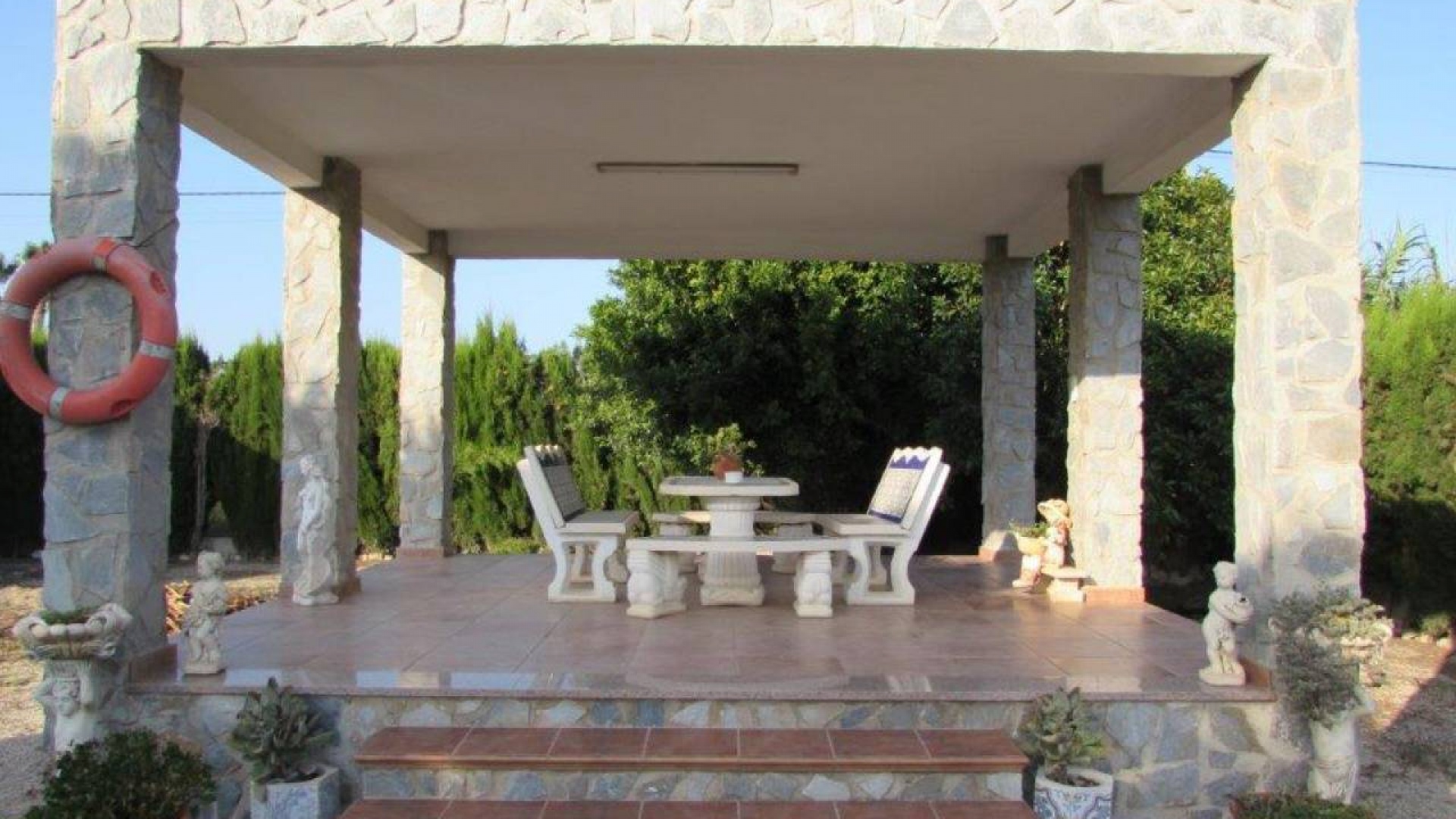 Resale - Country Property - Dolores