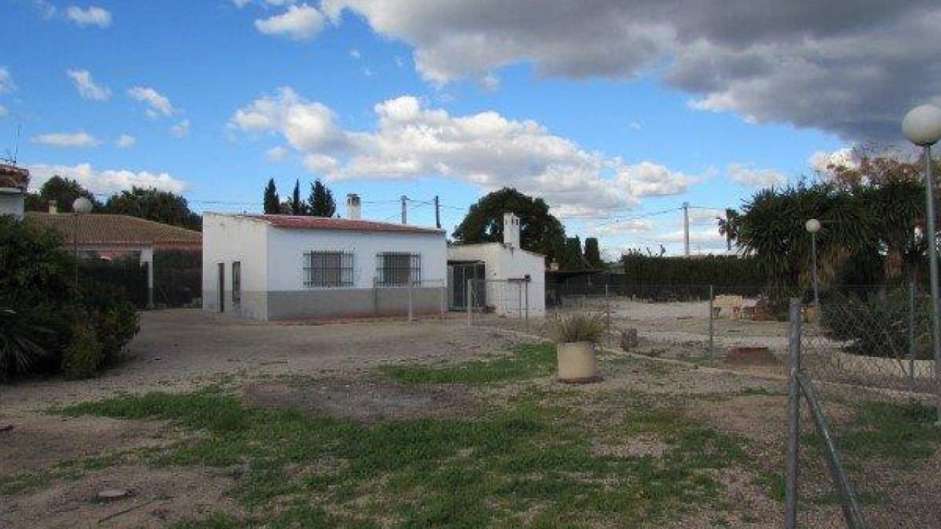Resale - Country Property - Dolores