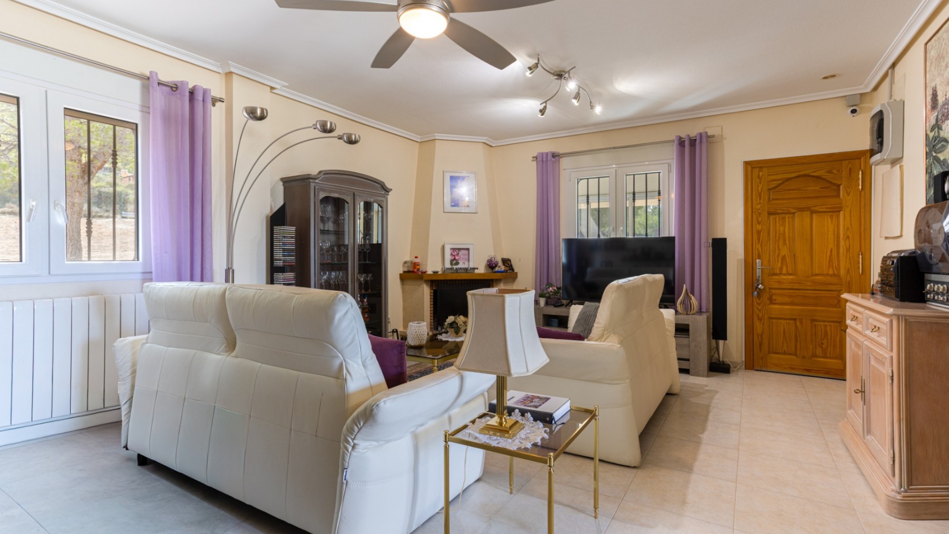 Resale - Country Property - La Zarza