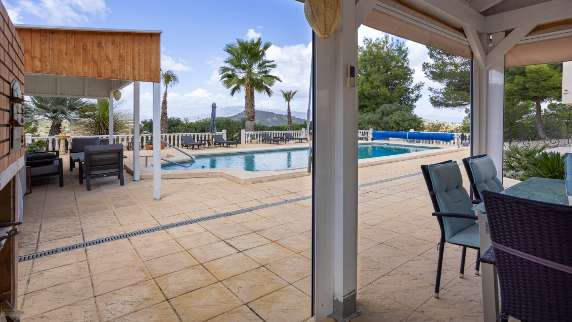 Resale - Country Property - La Zarza