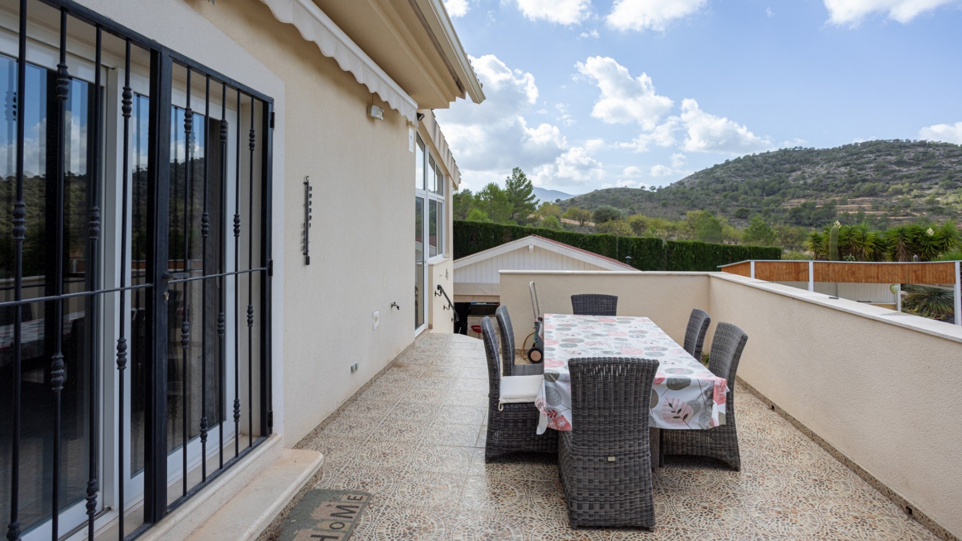 Resale - Country Property - La Zarza