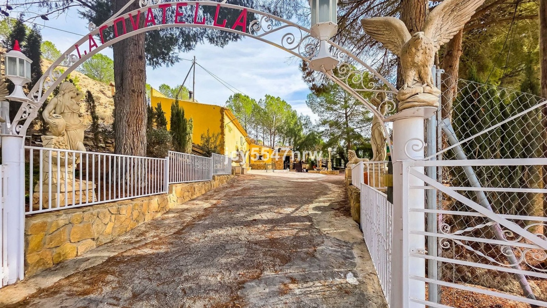 Resale - Country Property - Pinoso - Pinoso Centro