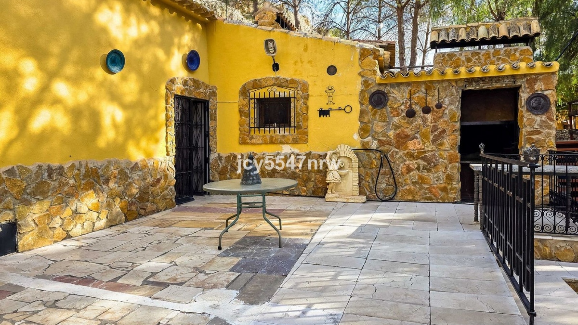 Resale - Country Property - Pinoso - Pinoso Centro