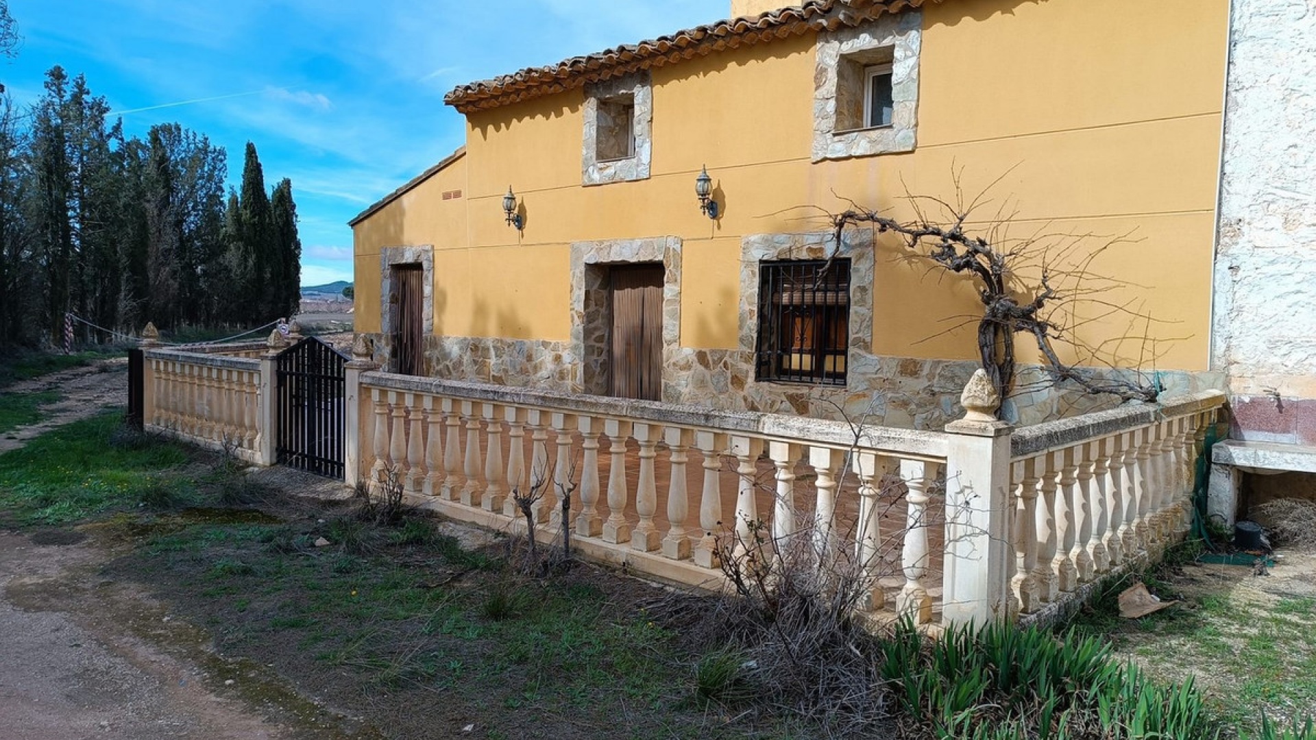 Resale - Country Property - Yecla - Yecla Centro