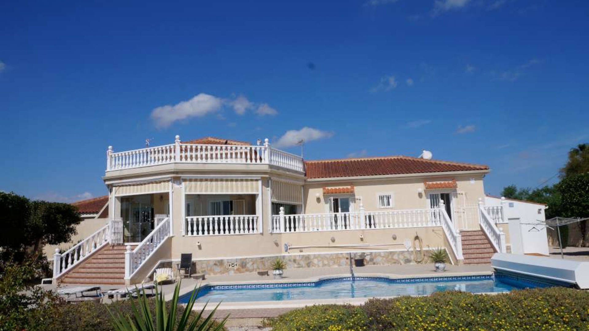 Resale - Finca Country Property - Catral