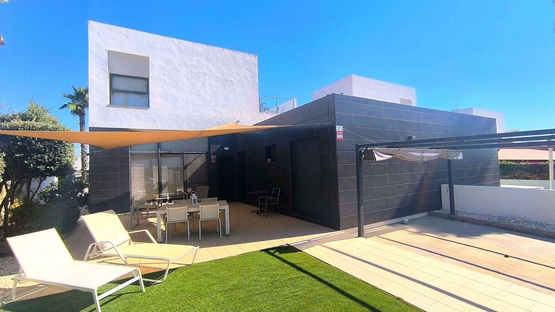 Resale - Townhouse - Algorfa - La Finca Golf Resort