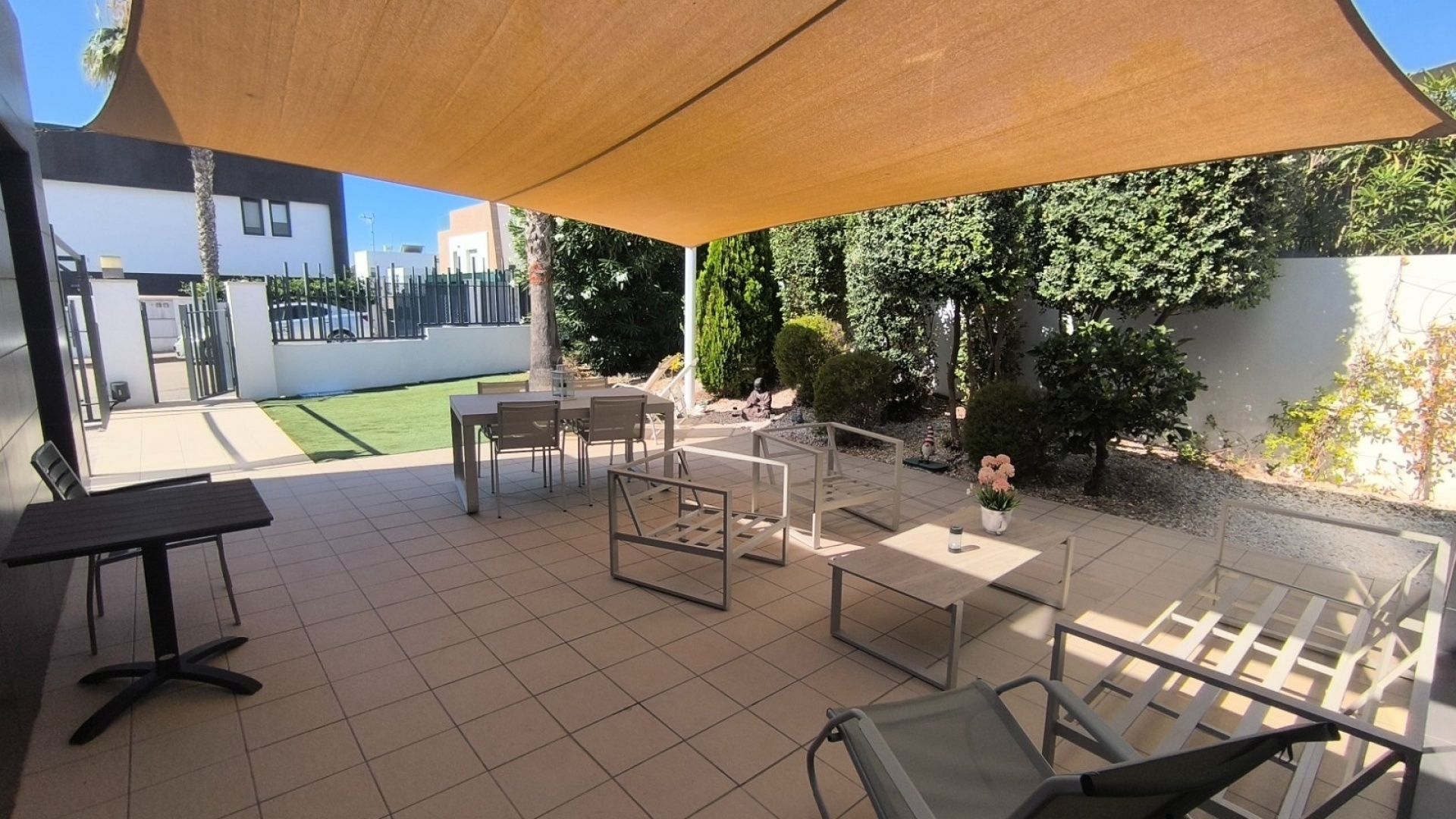 Resale - Townhouse - Algorfa - La Finca Golf Resort