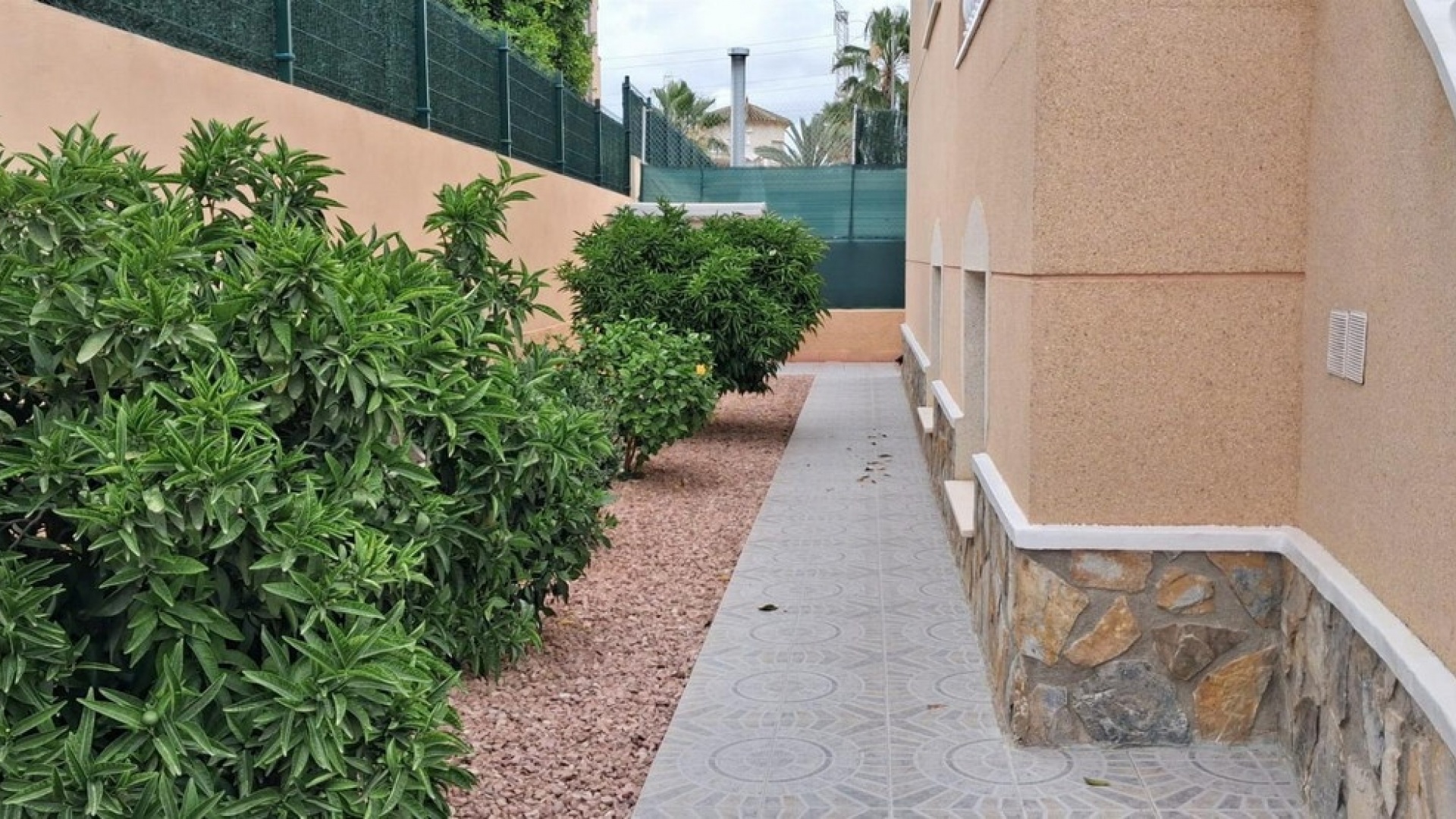 Resale - Townhouse - Benferri
