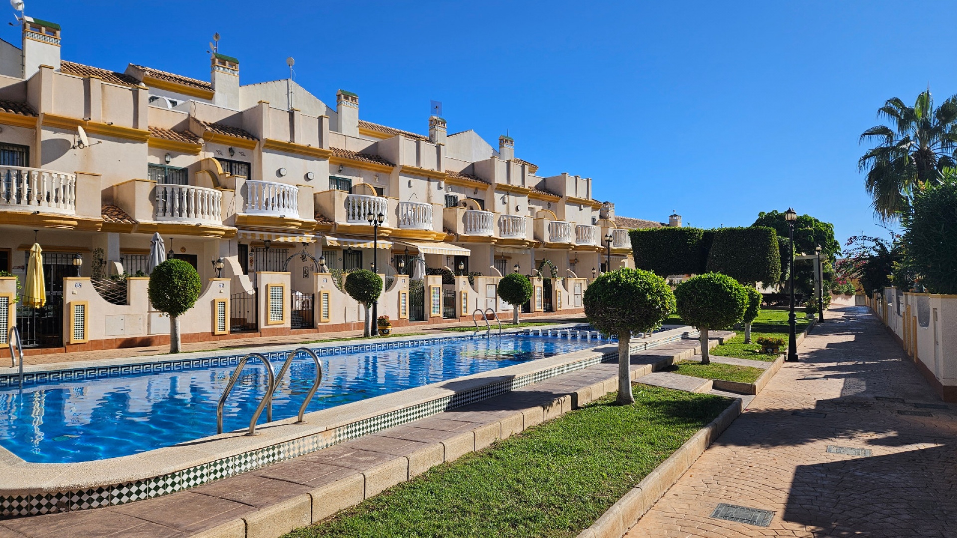 Resale - Townhouse - Cabo Roig - la regia