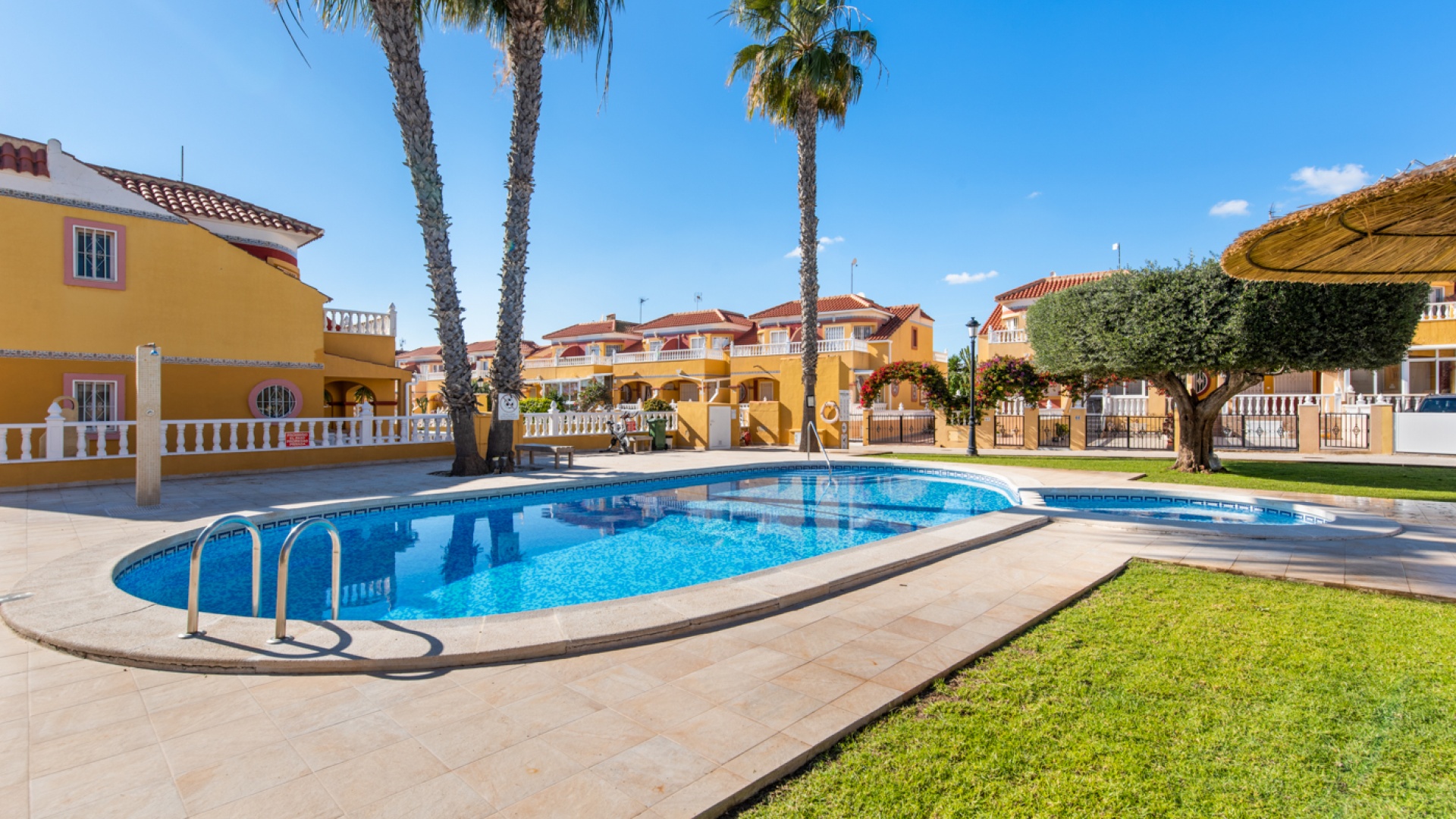 Resale - Townhouse - Cabo Roig - la regia