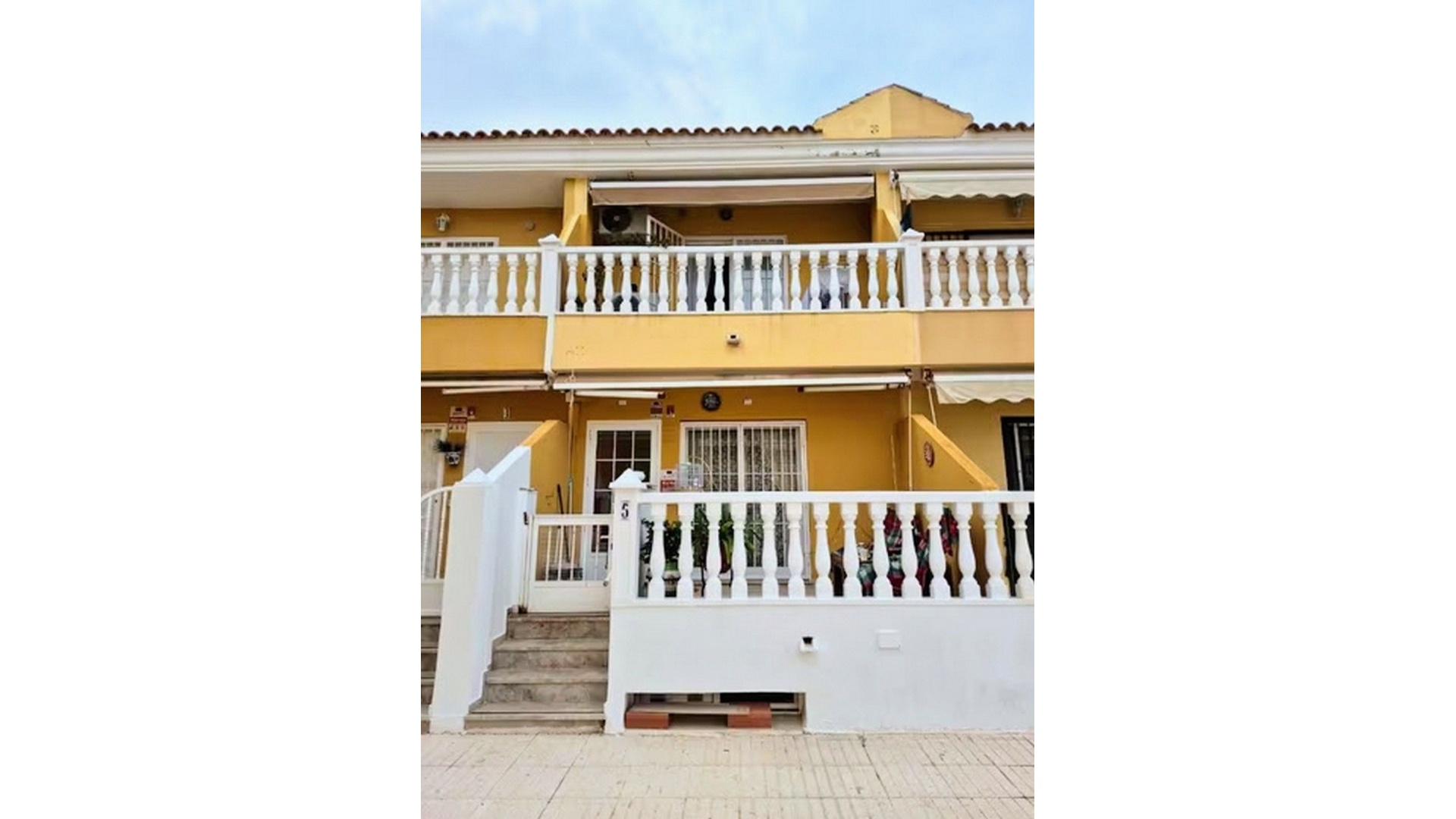 Resale - Townhouse - Cartagena - Los Nietos