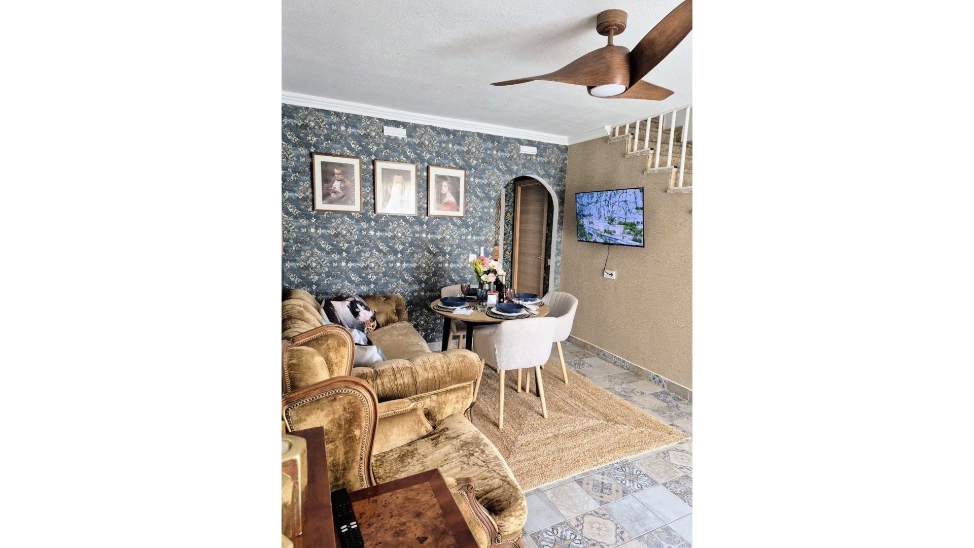 Resale - Townhouse - Cartagena - Los Nietos