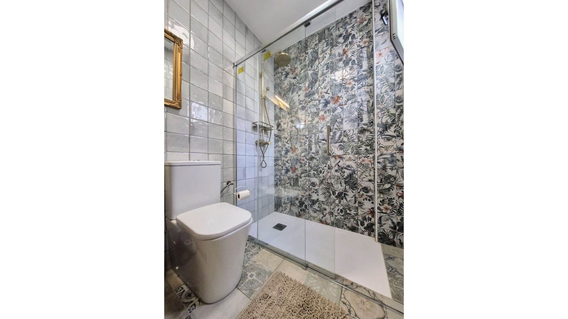 Resale - Townhouse - Cartagena - Los Nietos