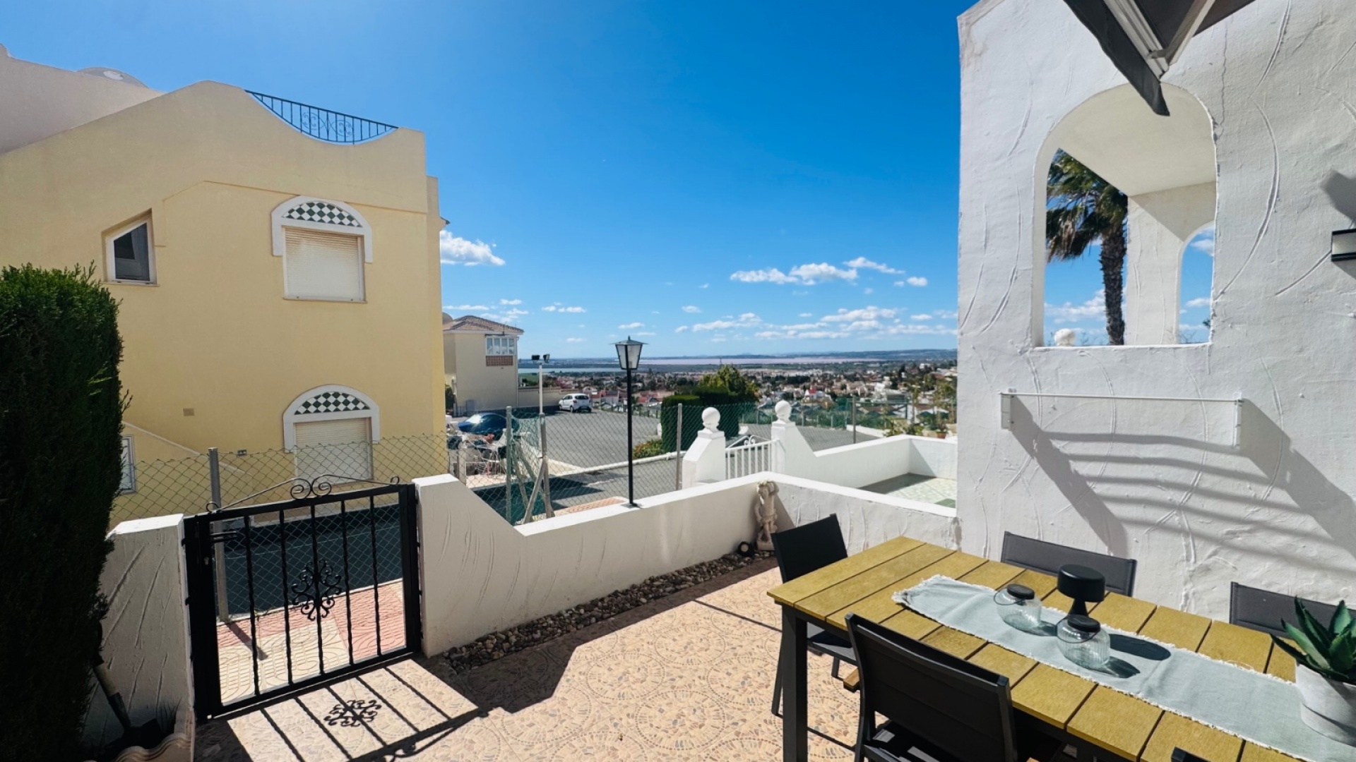 Resale - Townhouse - Ciudad Quesada - Bravo Hills Club