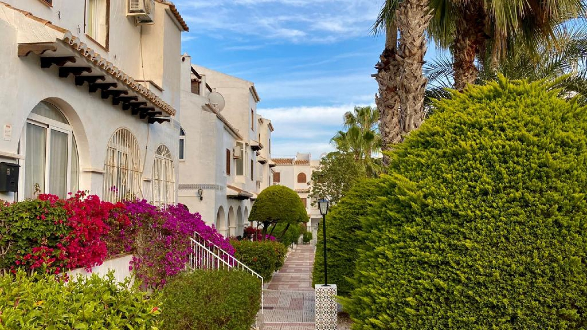 Resale - Townhouse - Ciudad Quesada - Bravo Hills Club