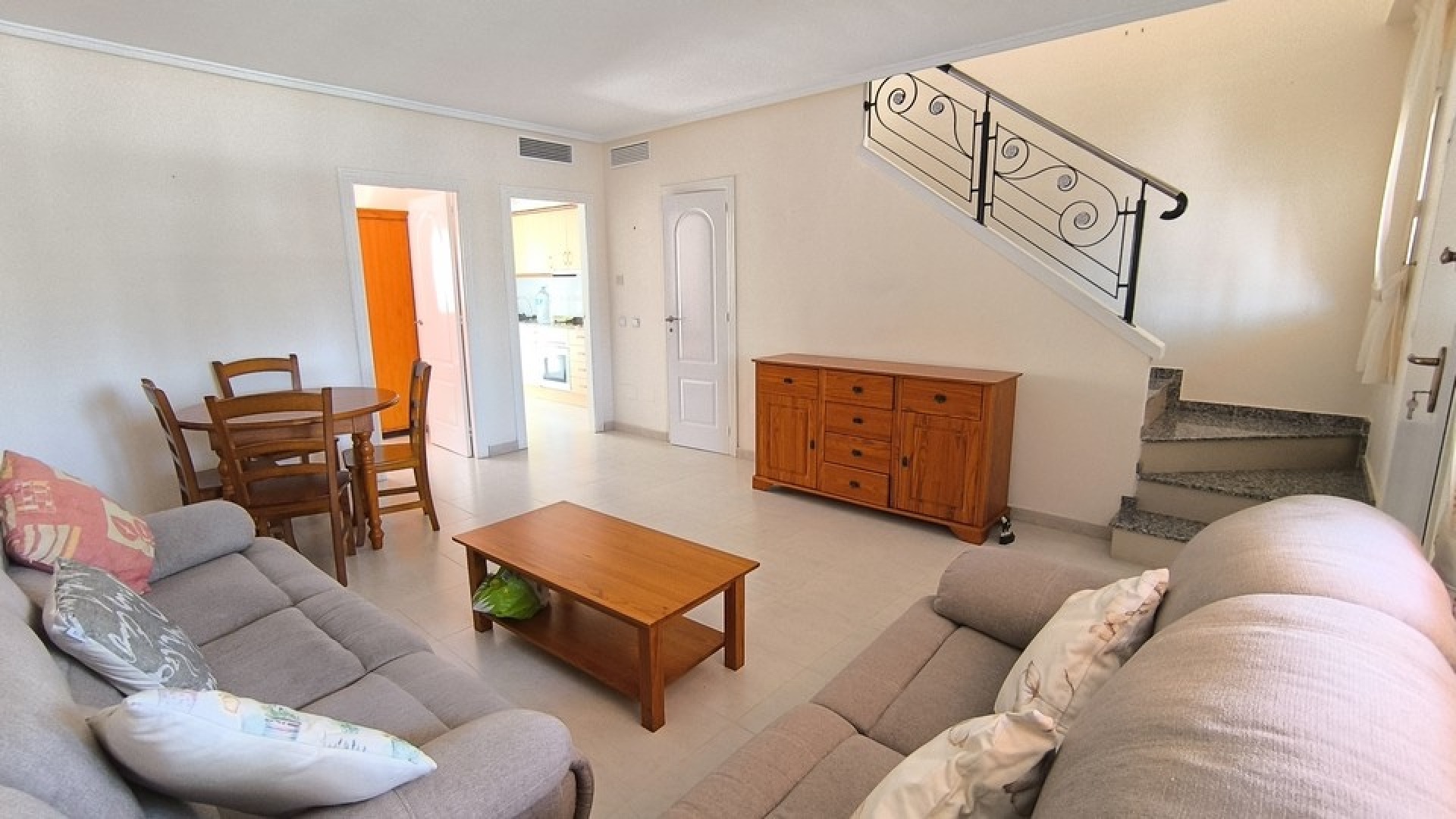 Resale - Townhouse - Ciudad Quesada - Dona Pepa