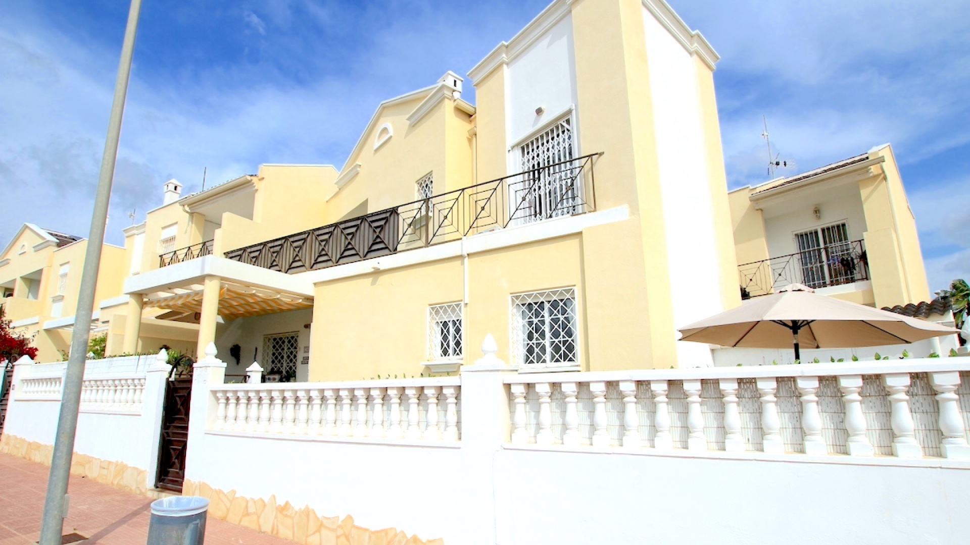 Resale - Townhouse - Ciudad Quesada - Dona Pepa