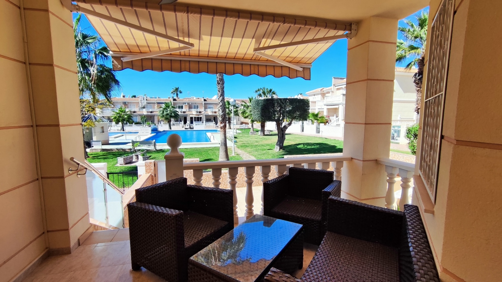 Resale - Townhouse - Ciudad Quesada - Dona Pepa