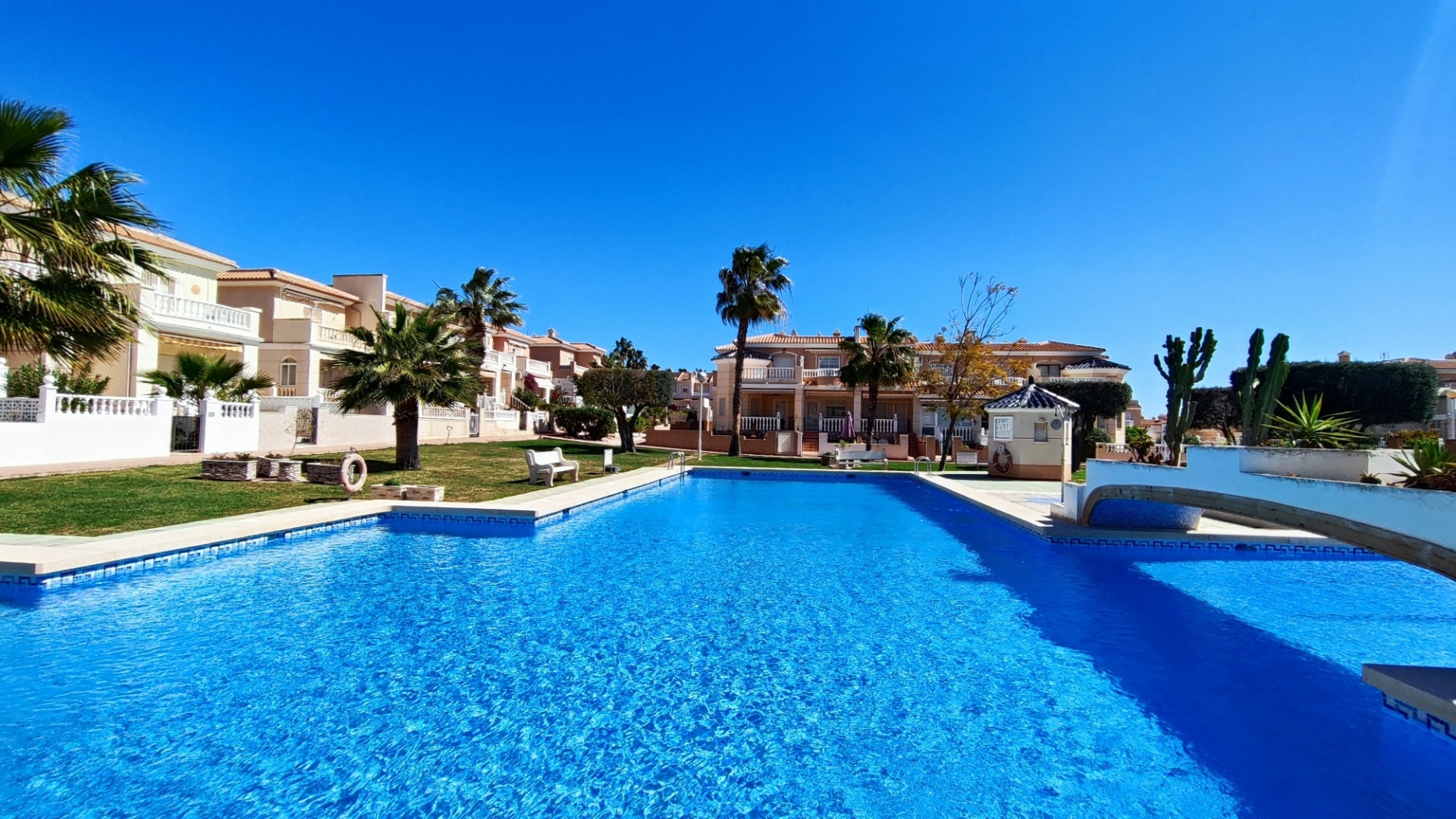 Resale - Townhouse - Ciudad Quesada - Dona Pepa