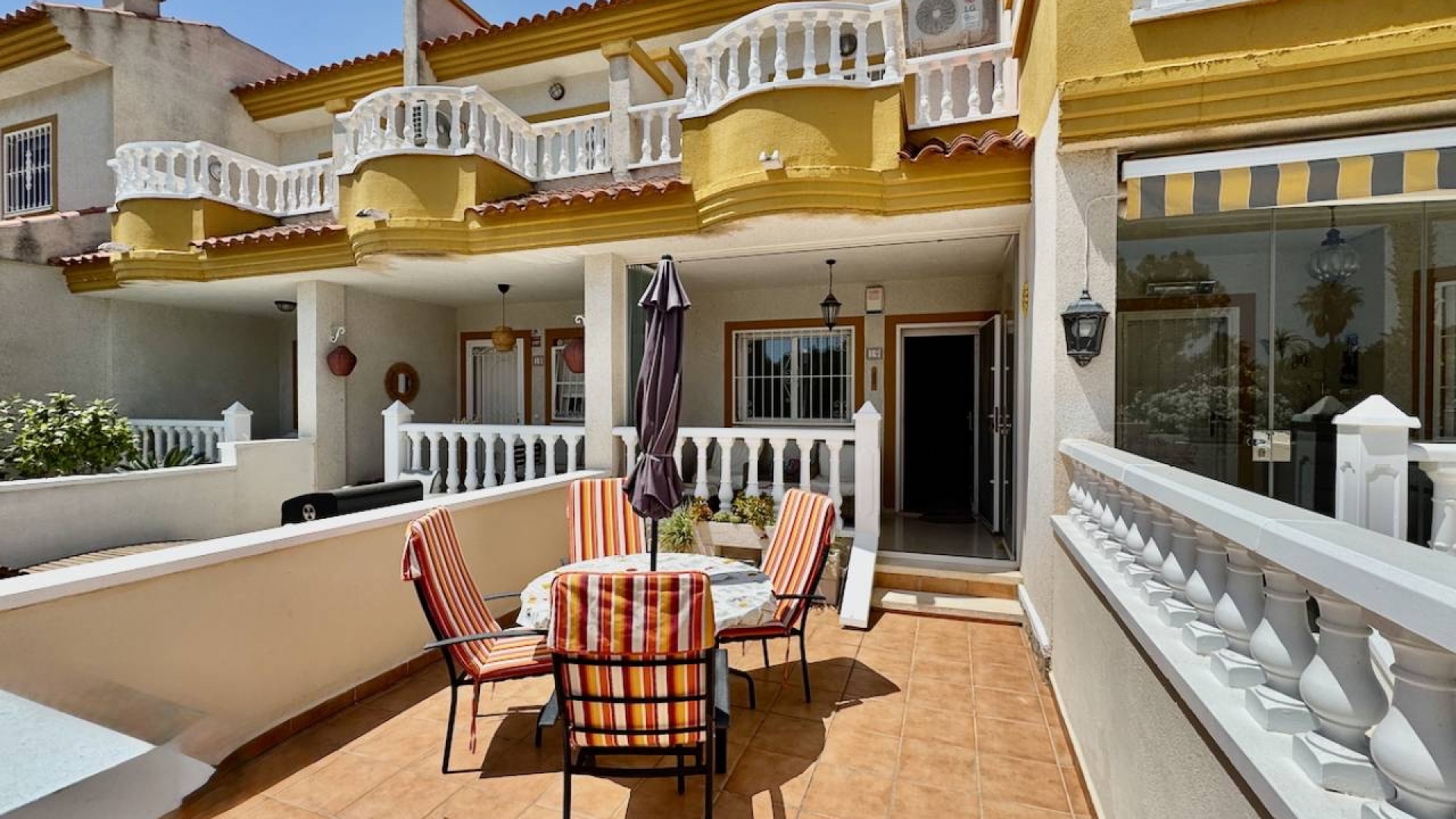 Resale - Townhouse - Ciudad Quesada - Dona Pepa