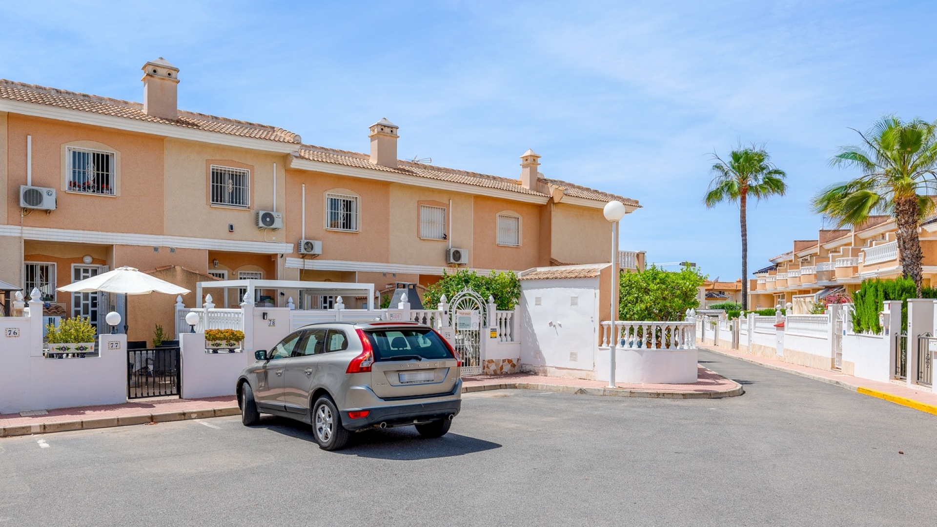 Resale - Townhouse - Ciudad Quesada - Dona Pepa