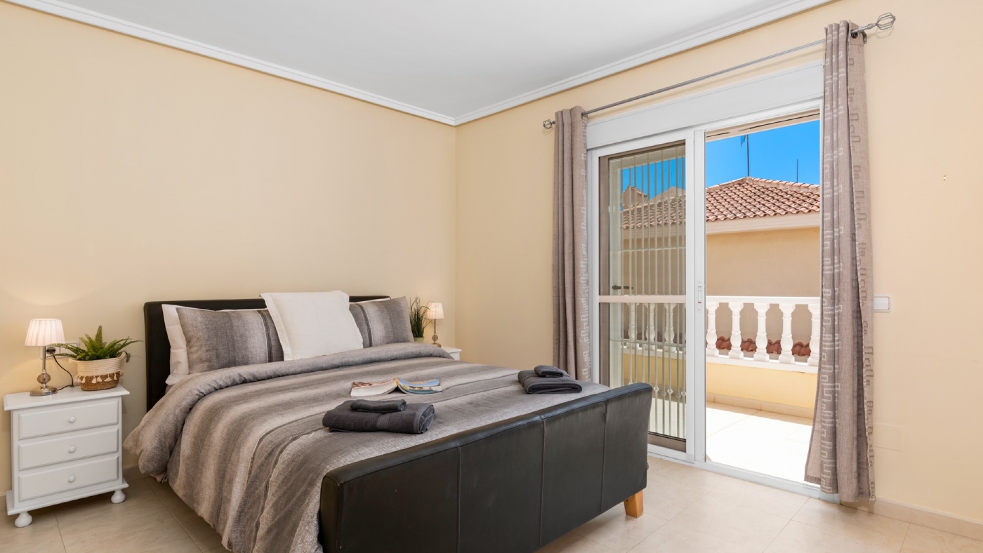 Resale - Townhouse - Ciudad Quesada - Dona Pepa