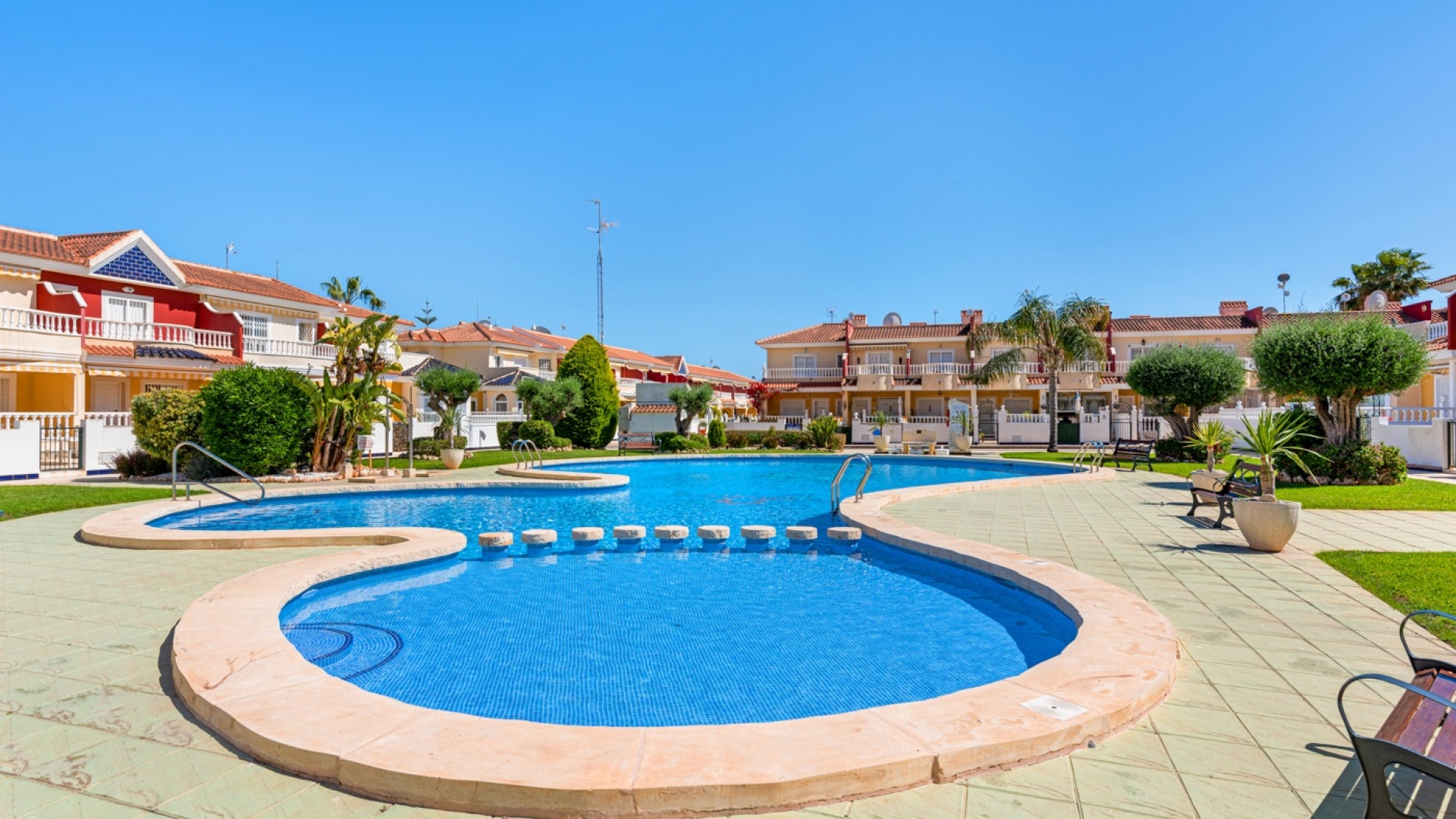 Resale - Townhouse - Ciudad Quesada - Dona Pepa