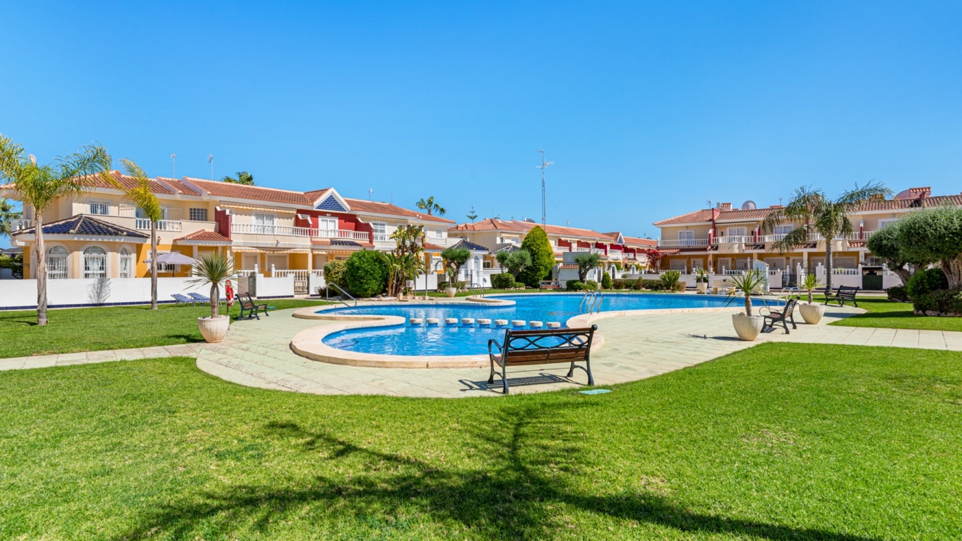 Resale - Townhouse - Ciudad Quesada - Dona Pepa