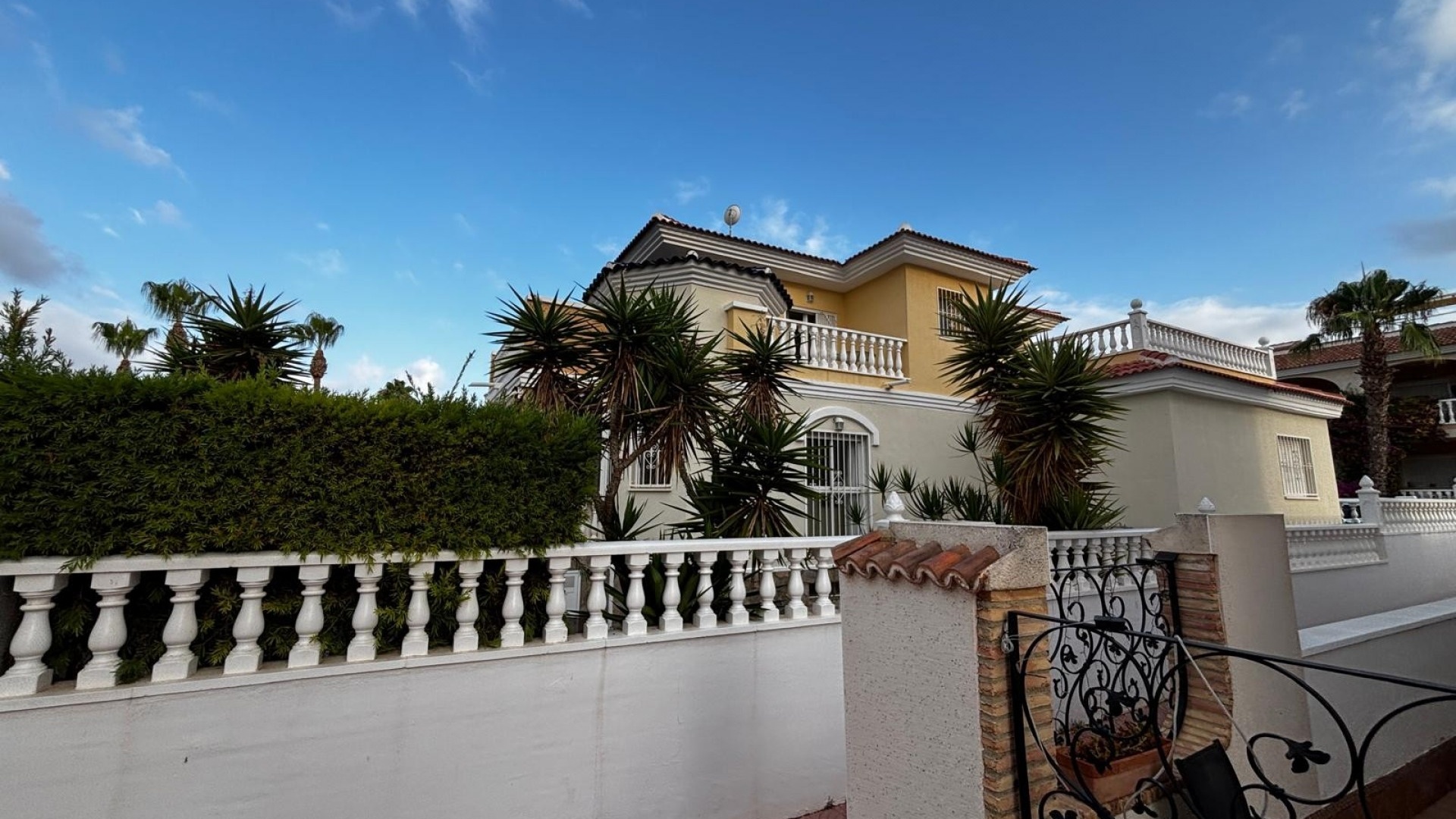 Resale - Townhouse - Ciudad Quesada - Dona Pepa