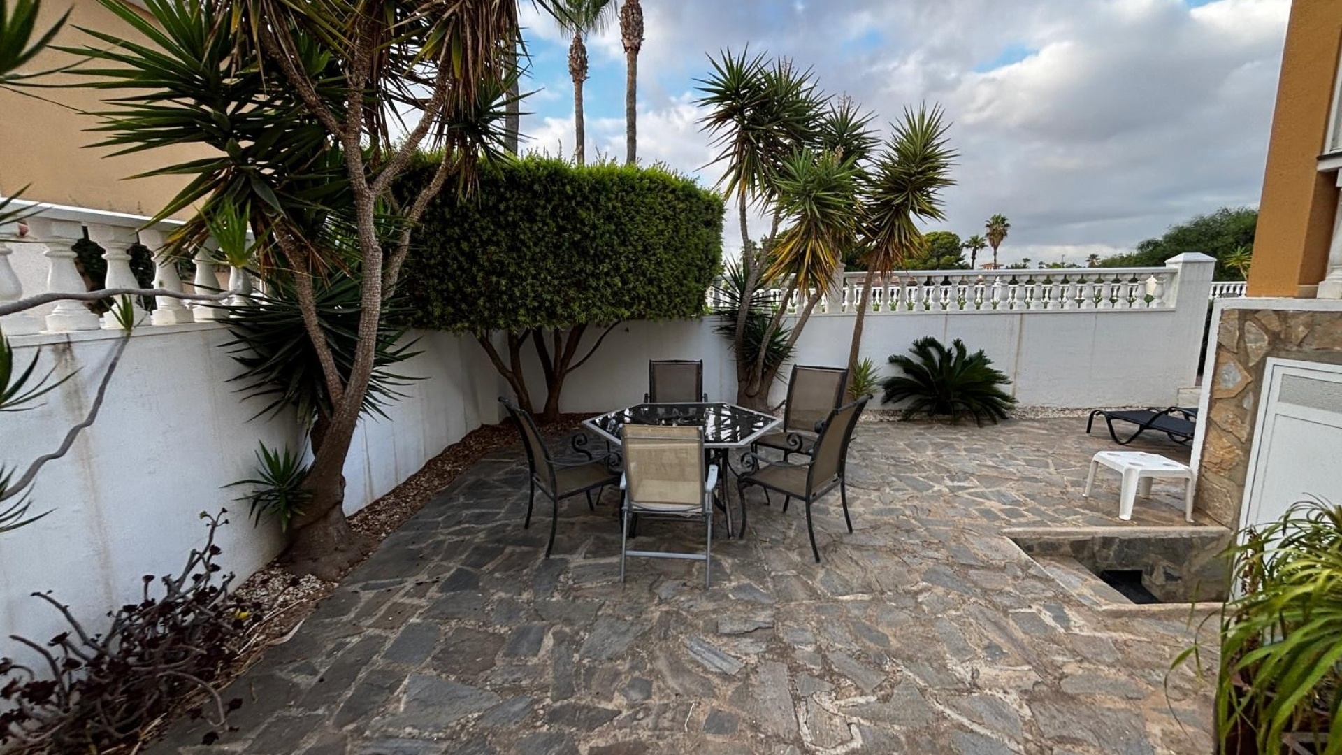 Resale - Townhouse - Ciudad Quesada - Dona Pepa