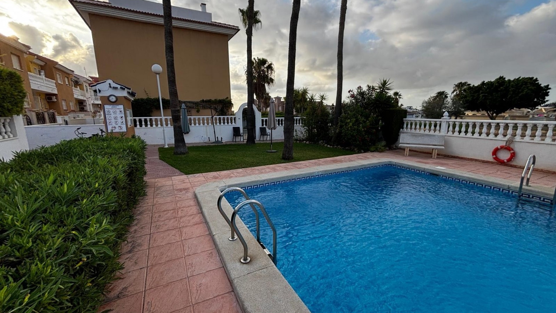 Resale - Townhouse - Ciudad Quesada - Dona Pepa