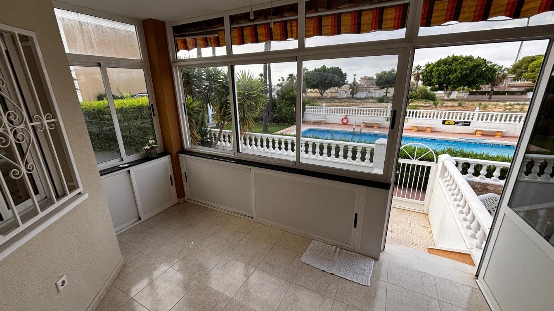 Resale - Townhouse - Ciudad Quesada - Dona Pepa