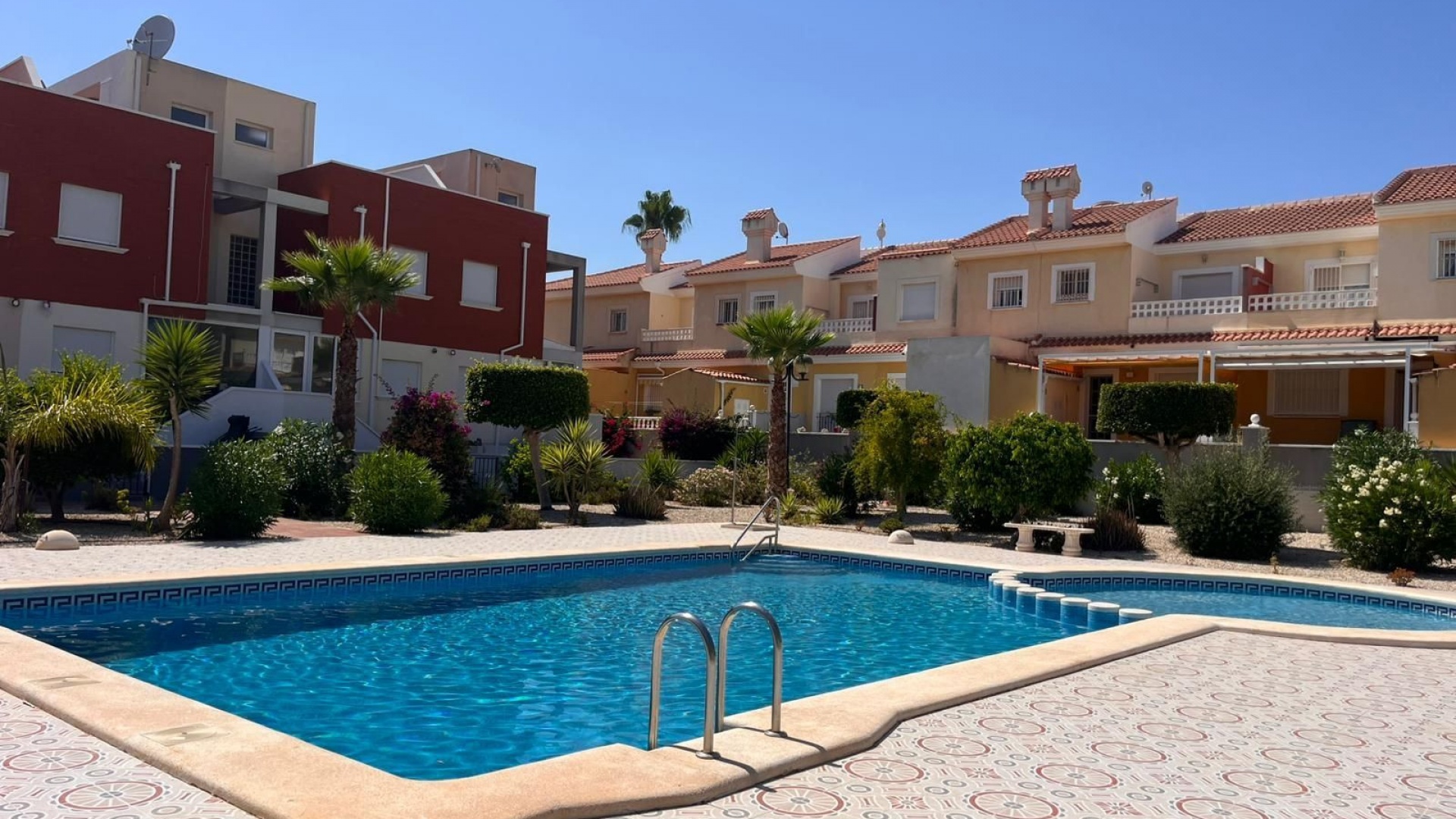 Resale - Townhouse - Ciudad Quesada - Dona Pepa