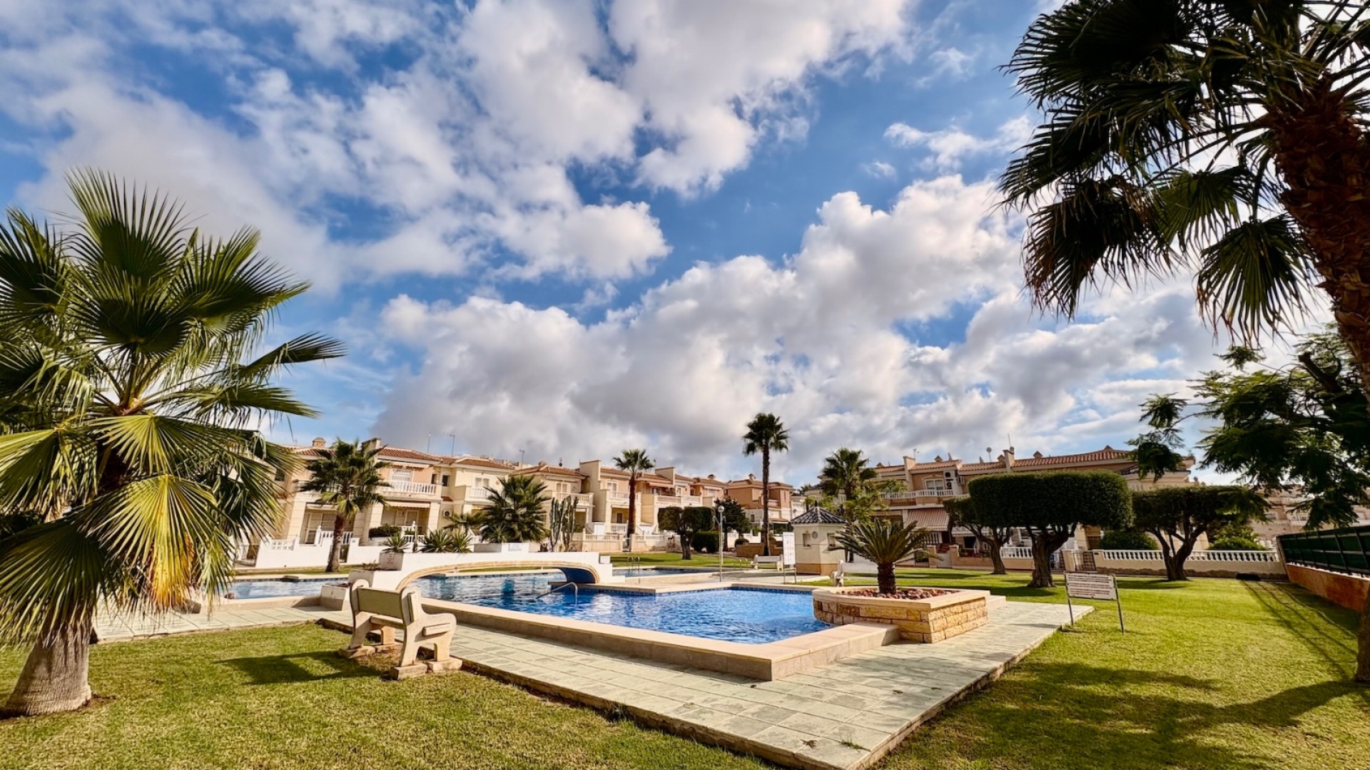 Resale - Townhouse - Ciudad Quesada - Dona Pepa