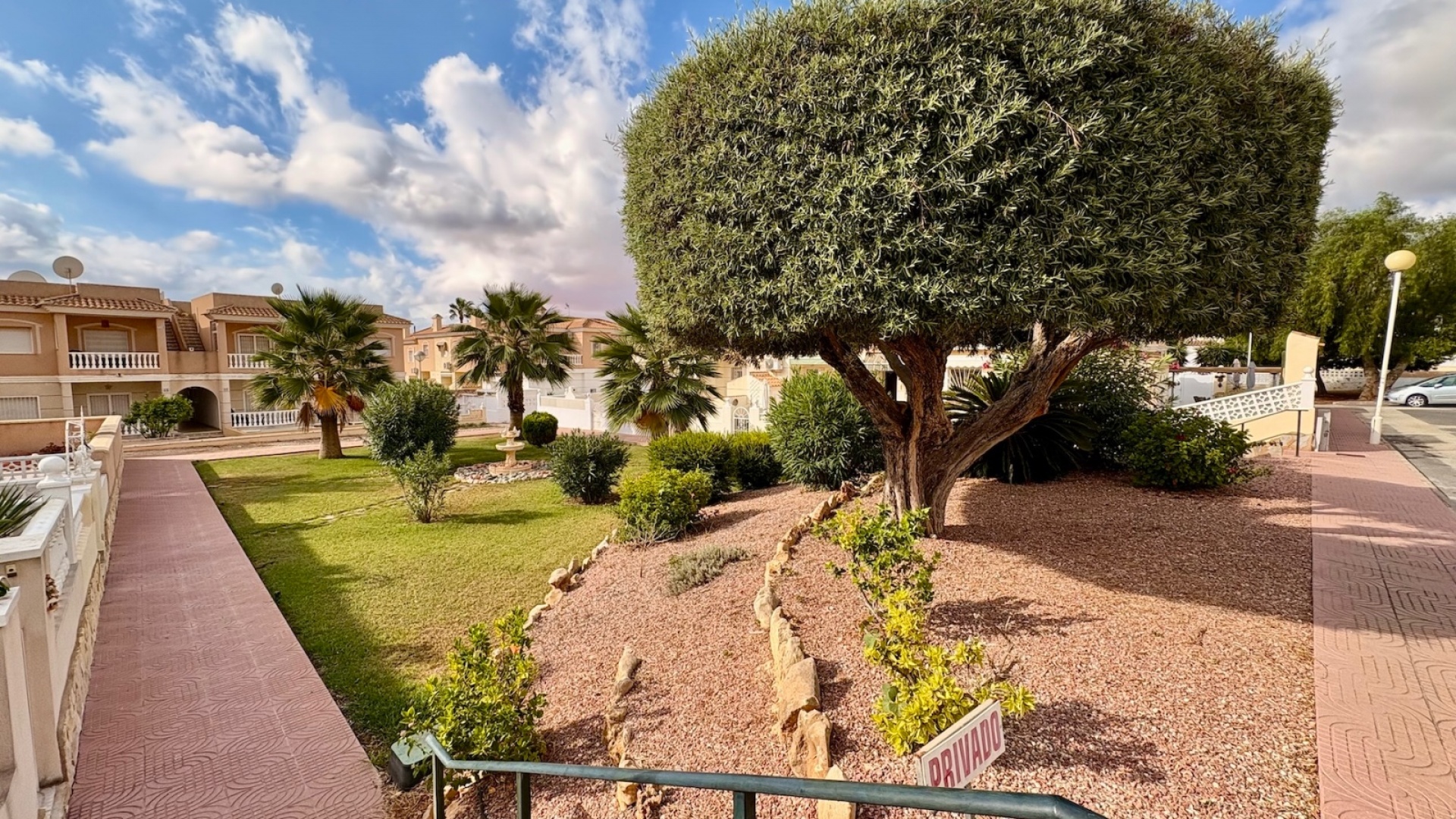 Resale - Townhouse - Ciudad Quesada - Dona Pepa