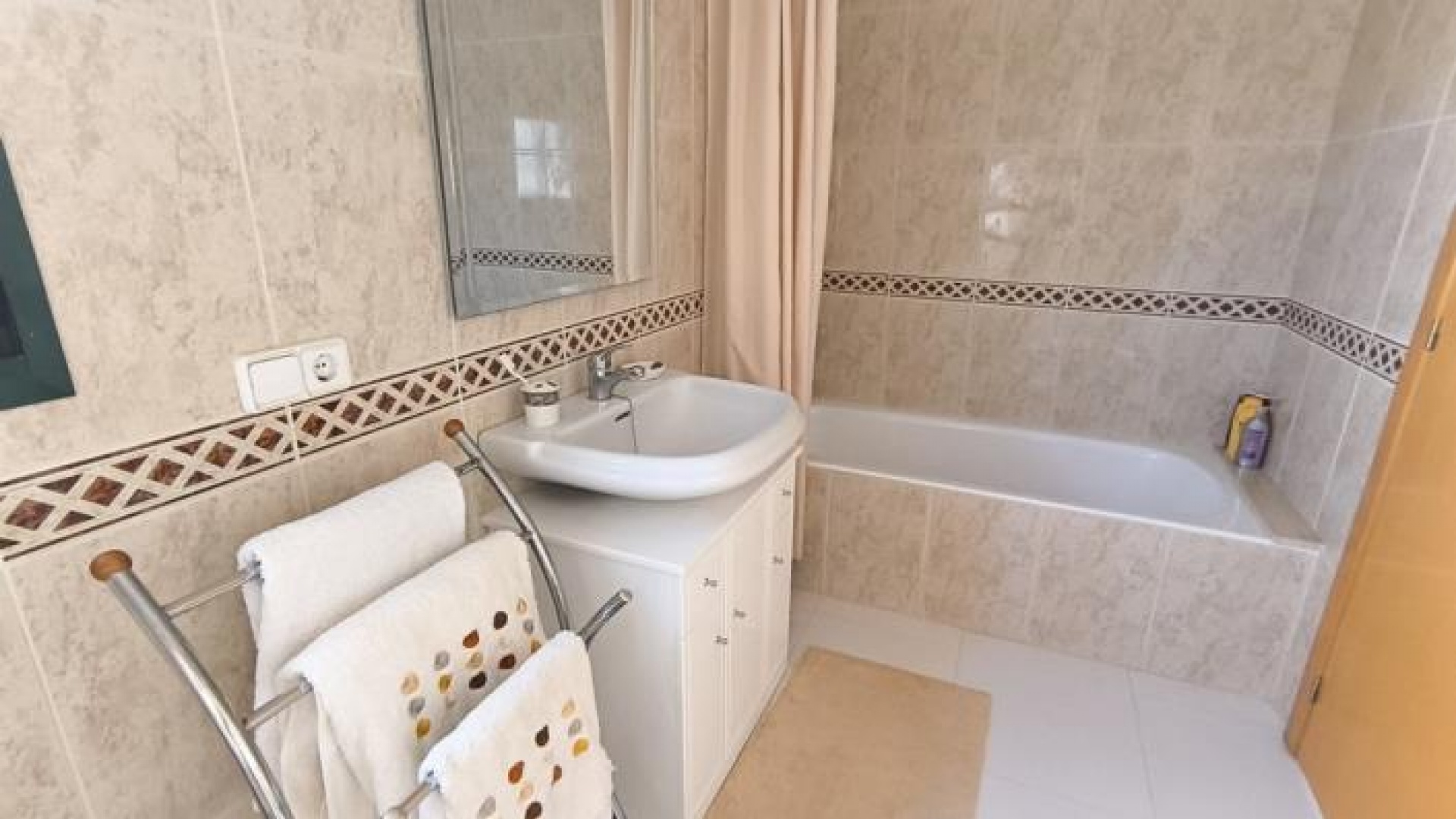 Resale - Townhouse - Ciudad Quesada - Dona Pepa