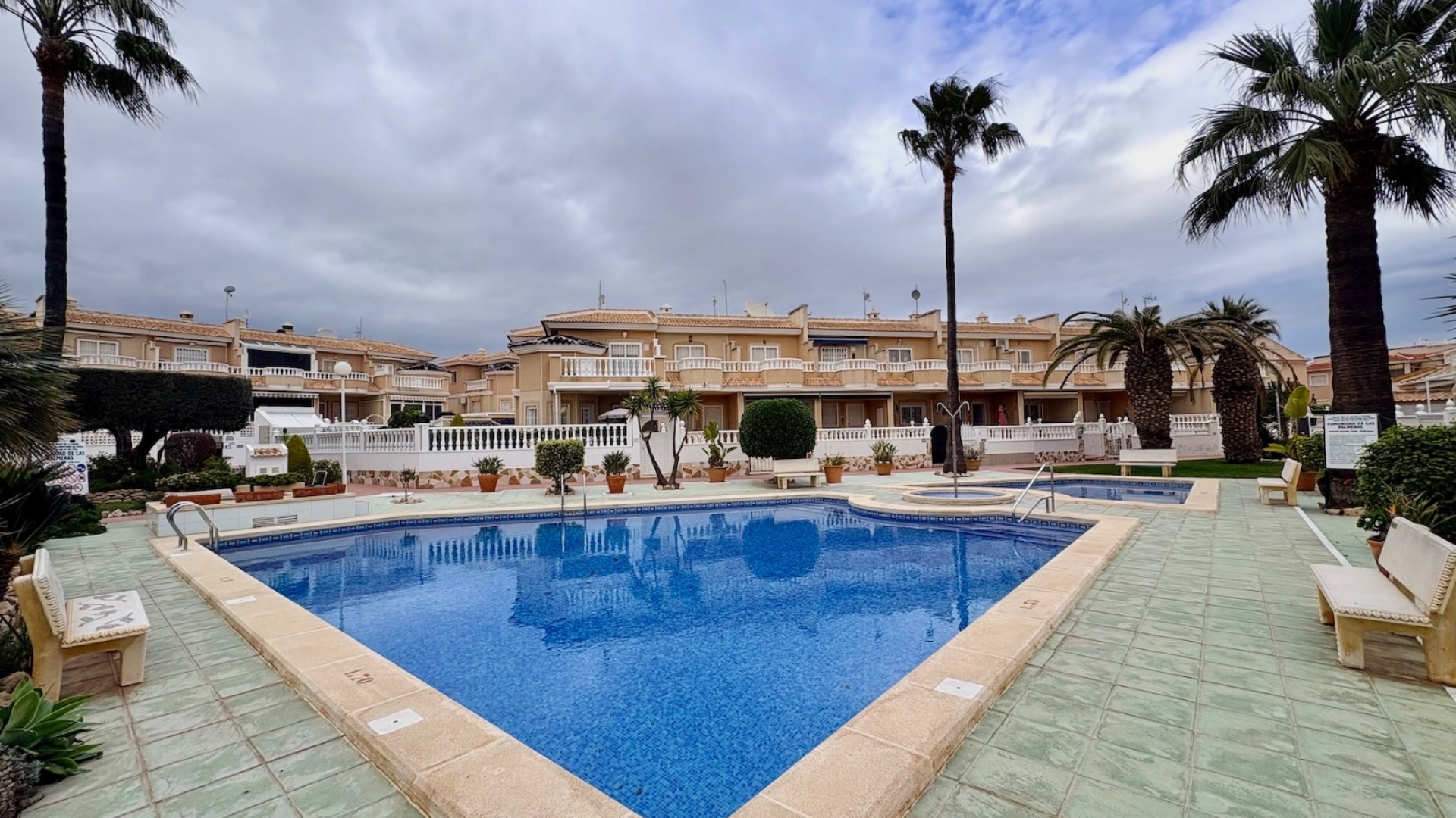 Resale - Townhouse - Ciudad Quesada - Dona Pepa