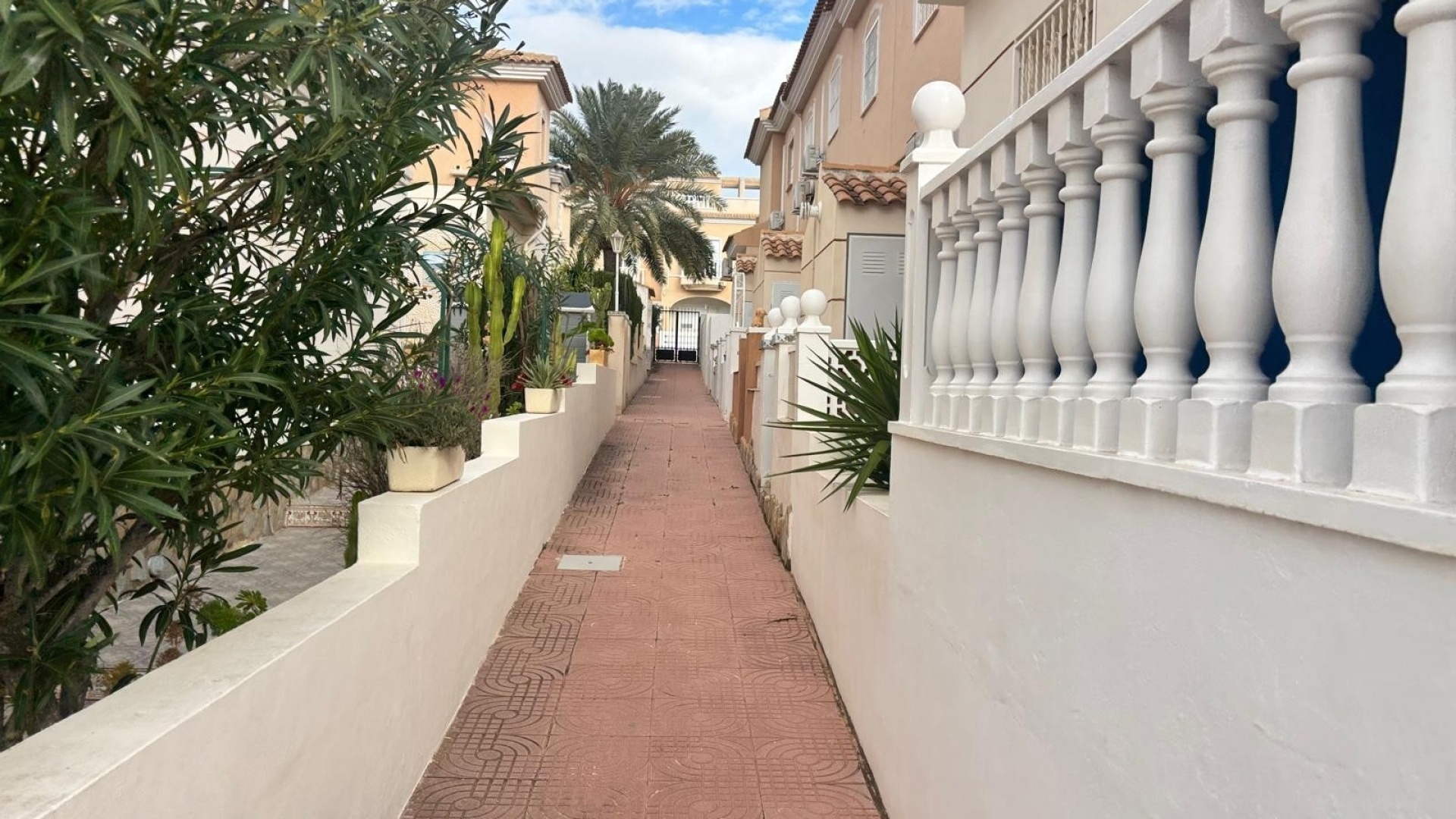 Resale - Townhouse - Ciudad Quesada - Dona Pepa