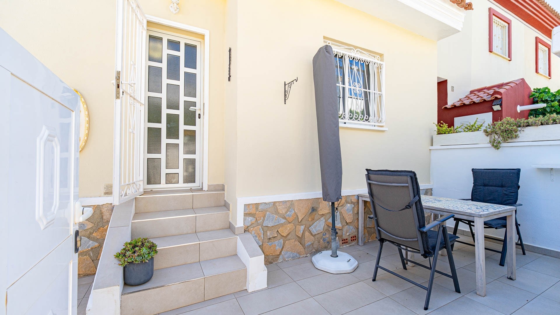 Resale - Townhouse - Ciudad Quesada - Dona Pepa