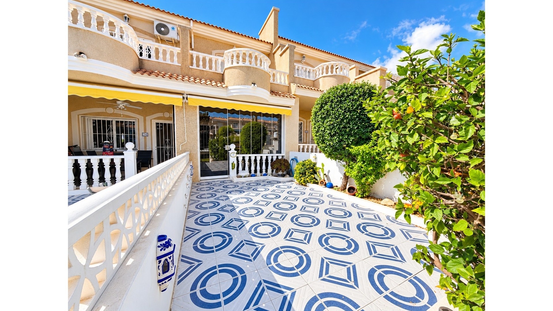 Resale - Townhouse - Ciudad Quesada - Dona Pepa