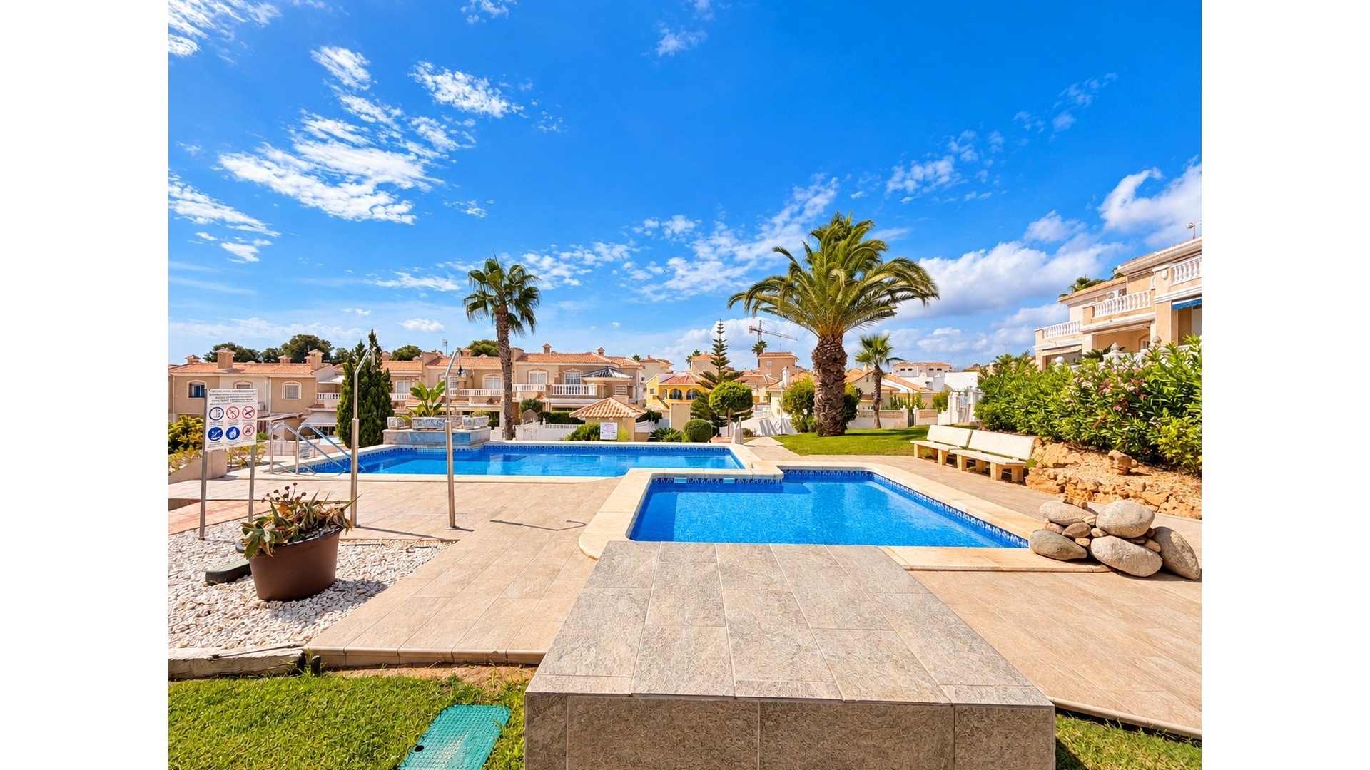 Resale - Townhouse - Ciudad Quesada - Dona Pepa