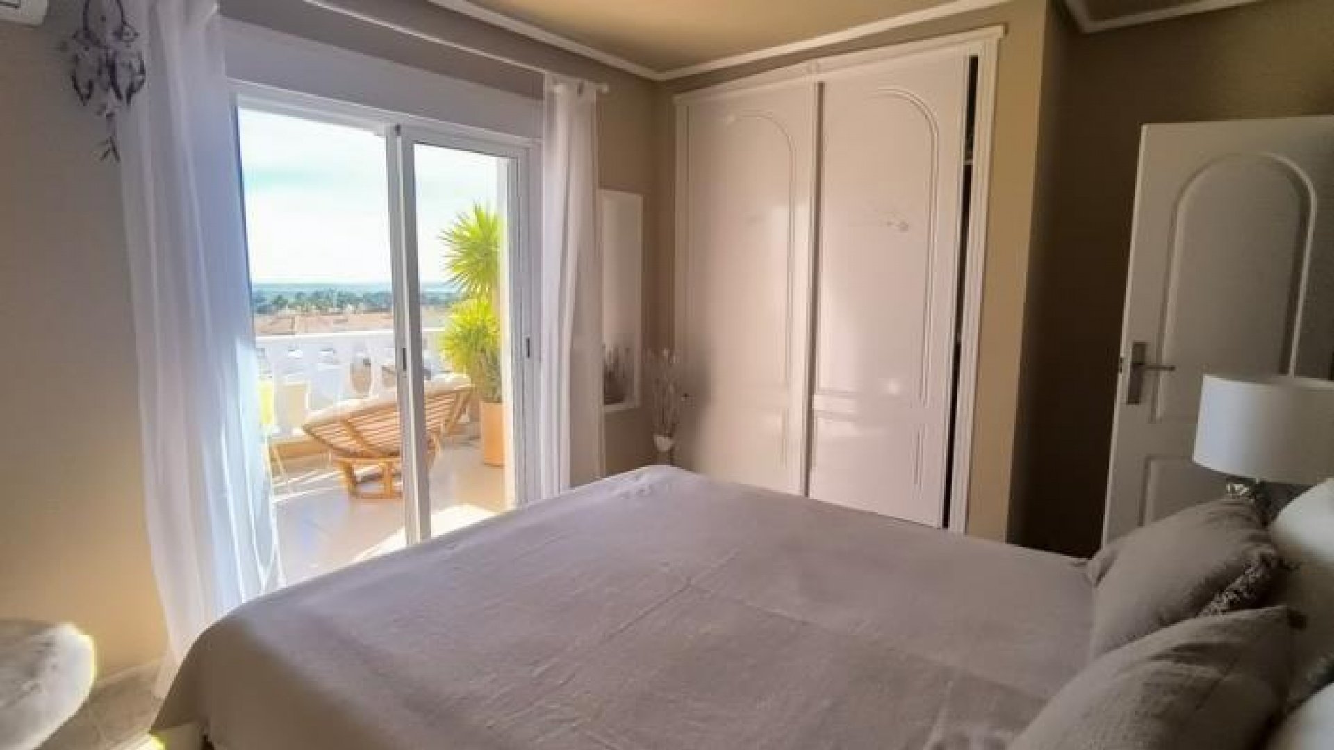 Resale - Townhouse - Ciudad Quesada - La Fiesta