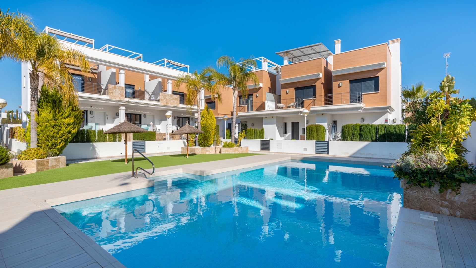 Resale - Townhouse - Ciudad Quesada - Lo Marabu