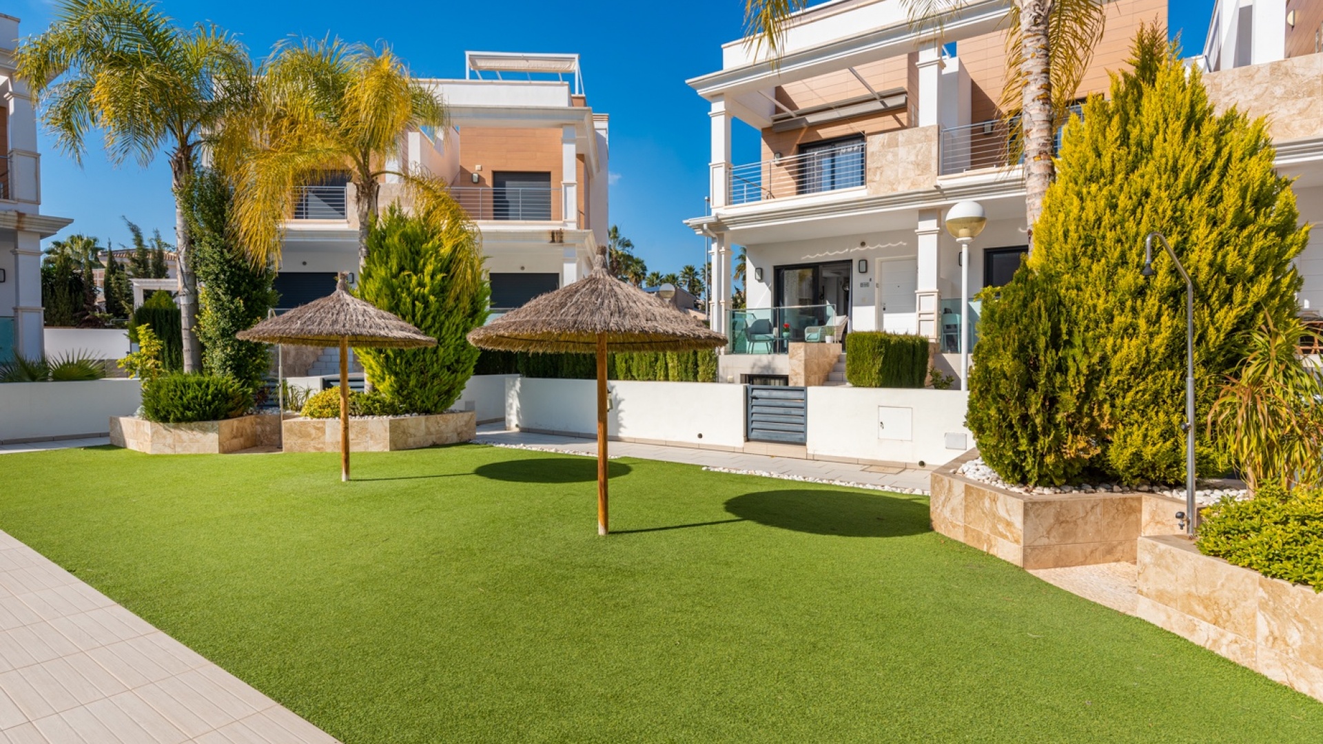 Resale - Townhouse - Ciudad Quesada - Lo Marabu