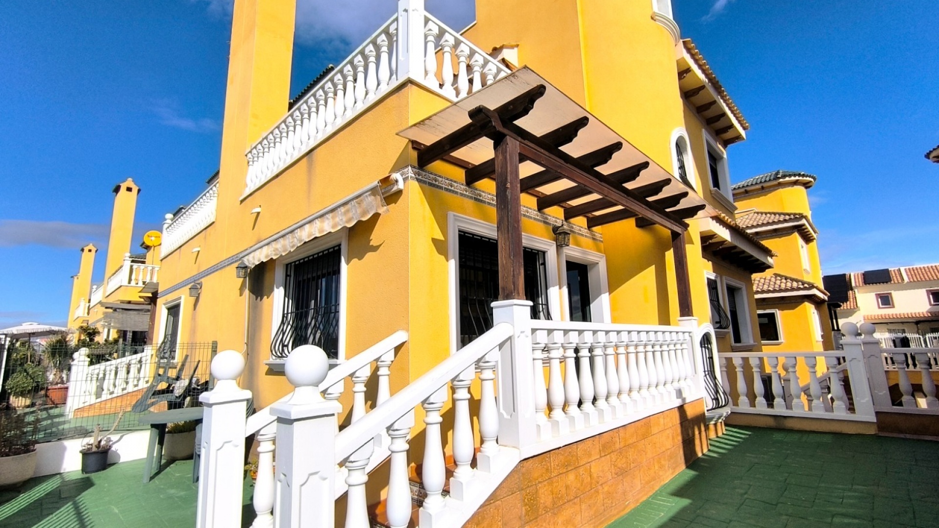 Resale - Townhouse - Ciudad Quesada - Lo Marabu