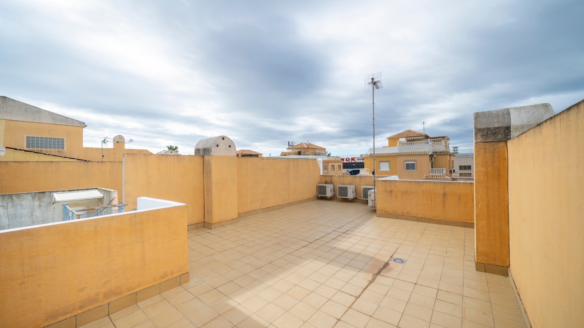 Resale - Townhouse - Ciudad Quesada - Lo Marabu
