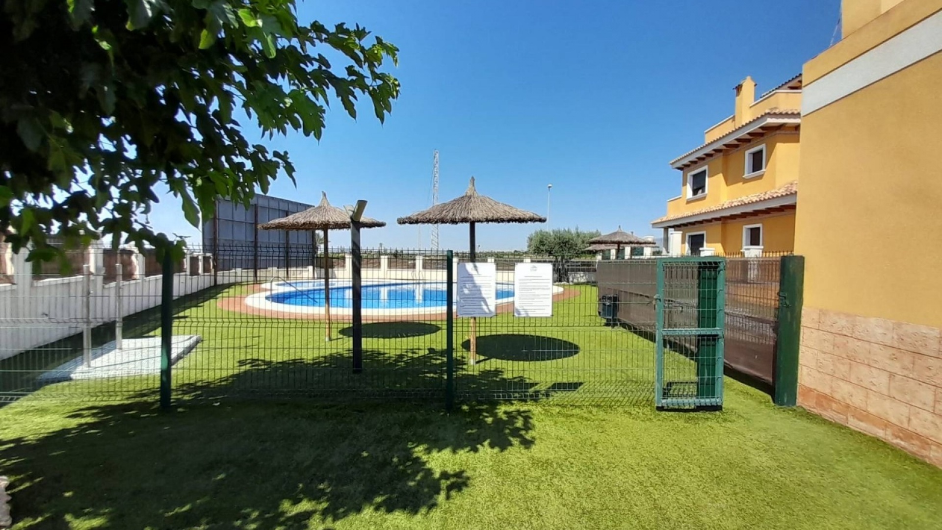 Resale - Townhouse - Ciudad Quesada - Lo Marabu