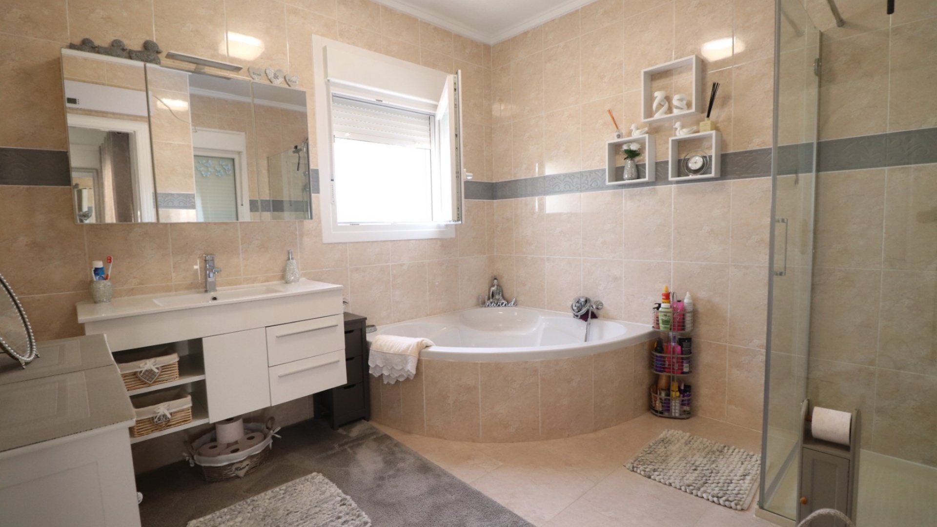 Resale - Townhouse - Ciudad Quesada - Monte Azul