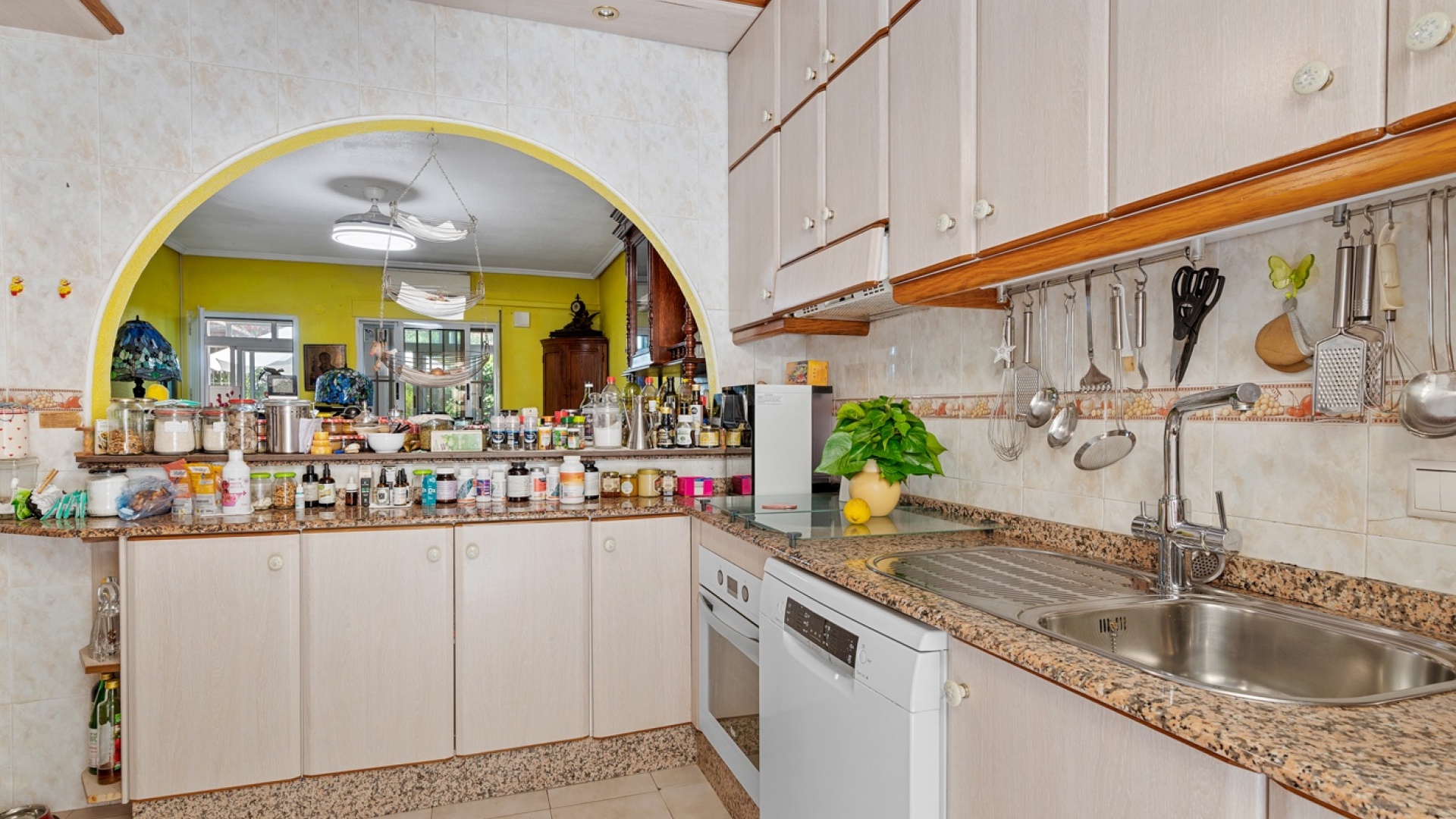 Resale - Townhouse - Ciudad Quesada